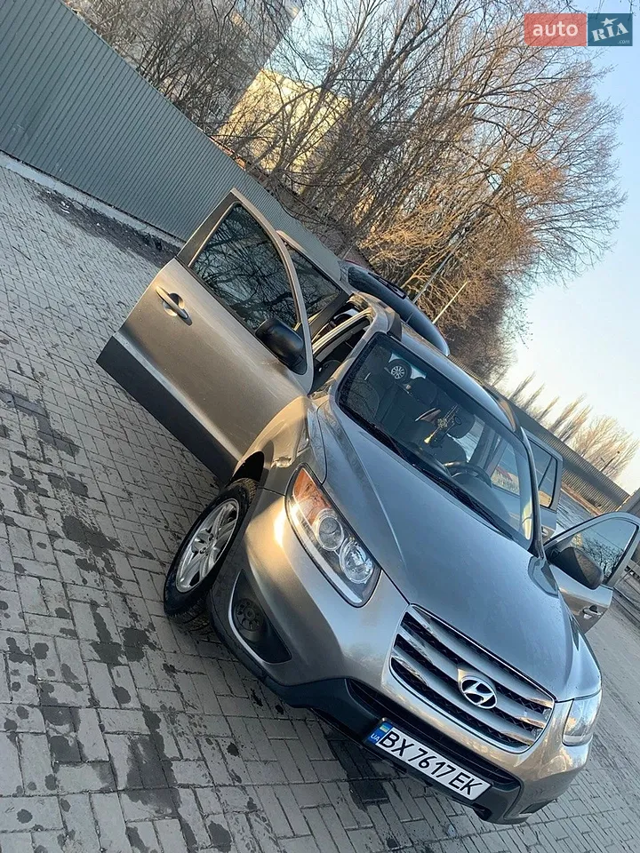 2011 Hyundai Santa Fe - мініатюра 17