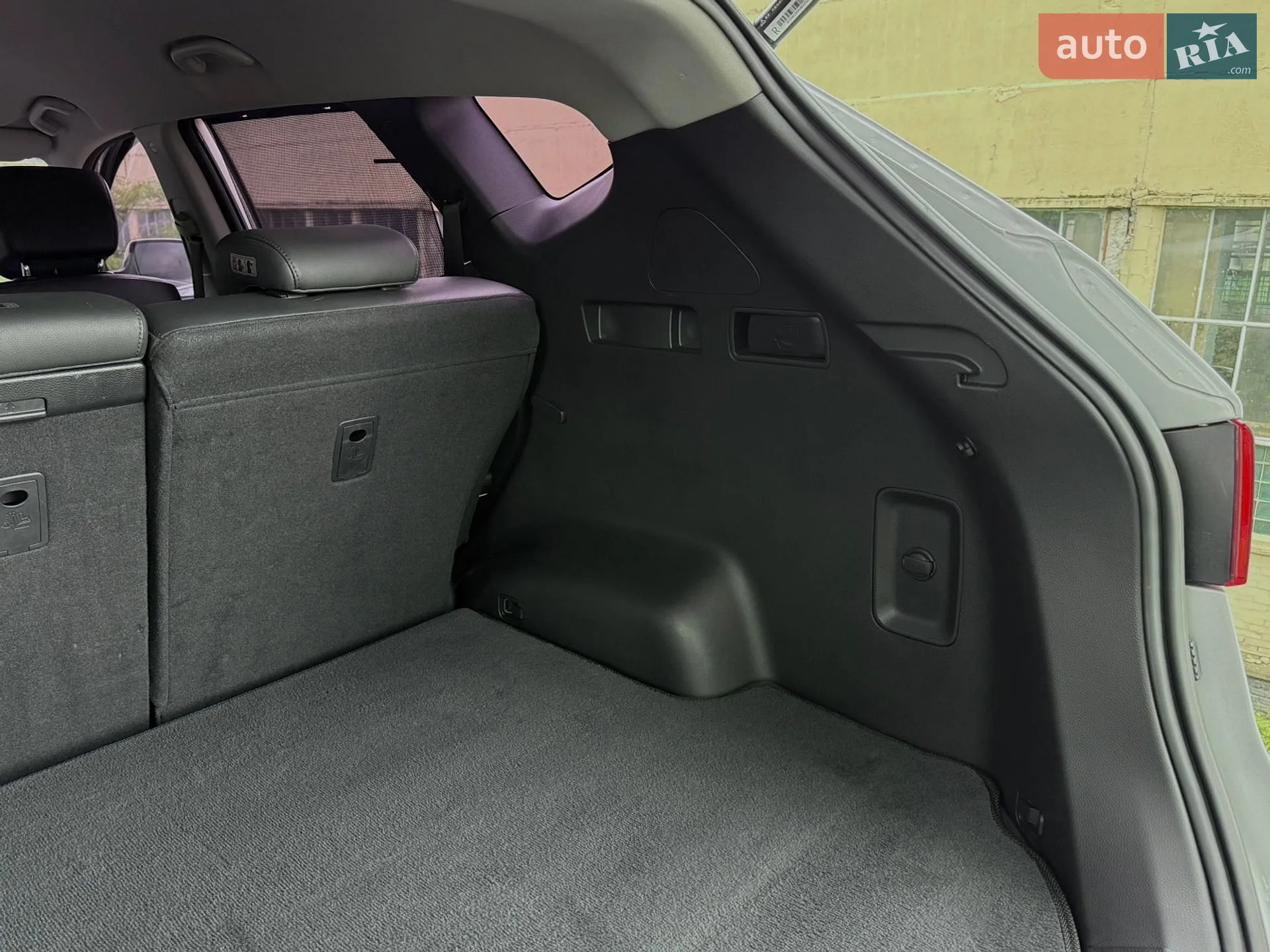 2016 Hyundai Santa Fe - мініатюра 27