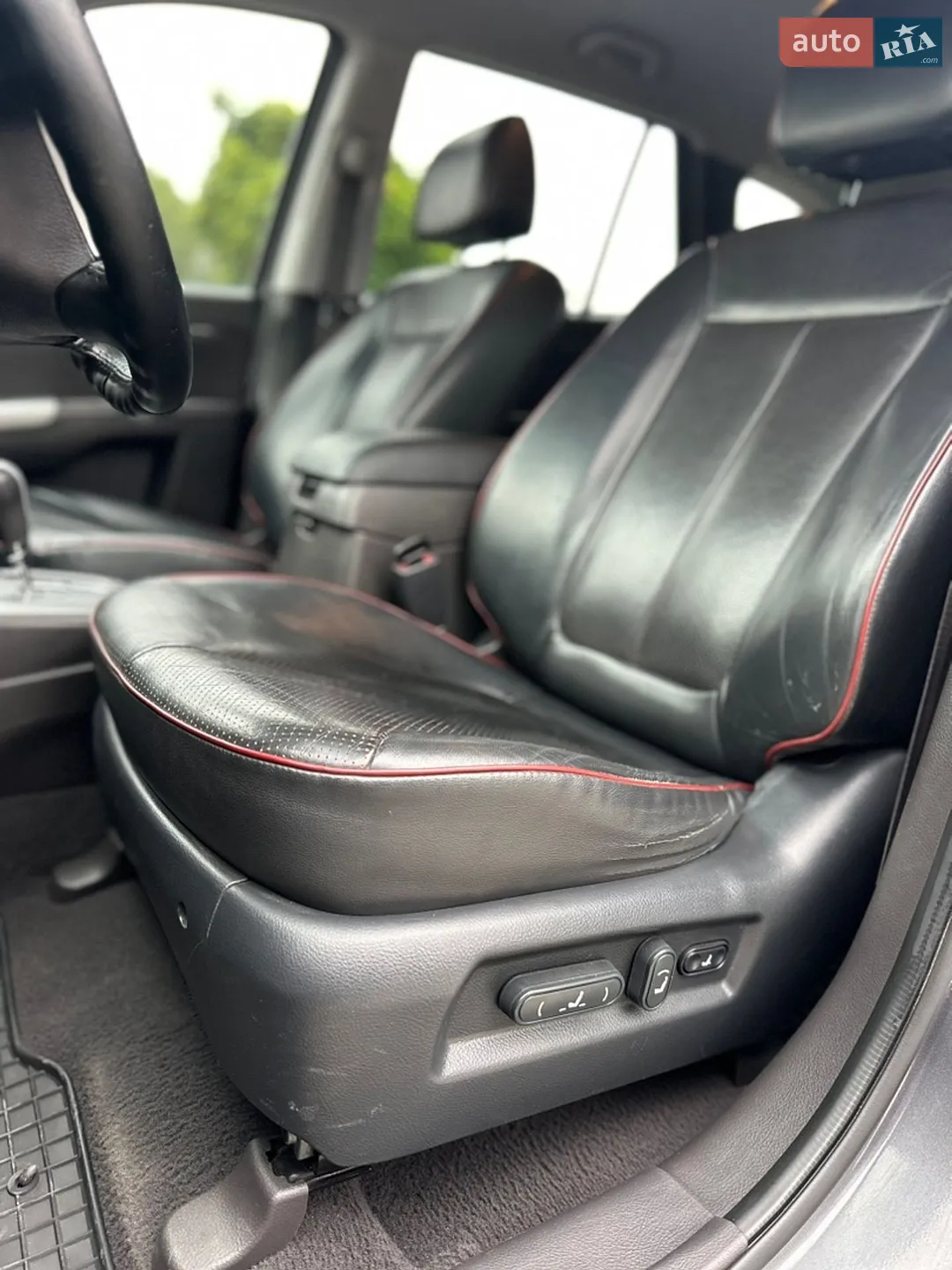 2010 Hyundai Santa Fe - мініатюра 42