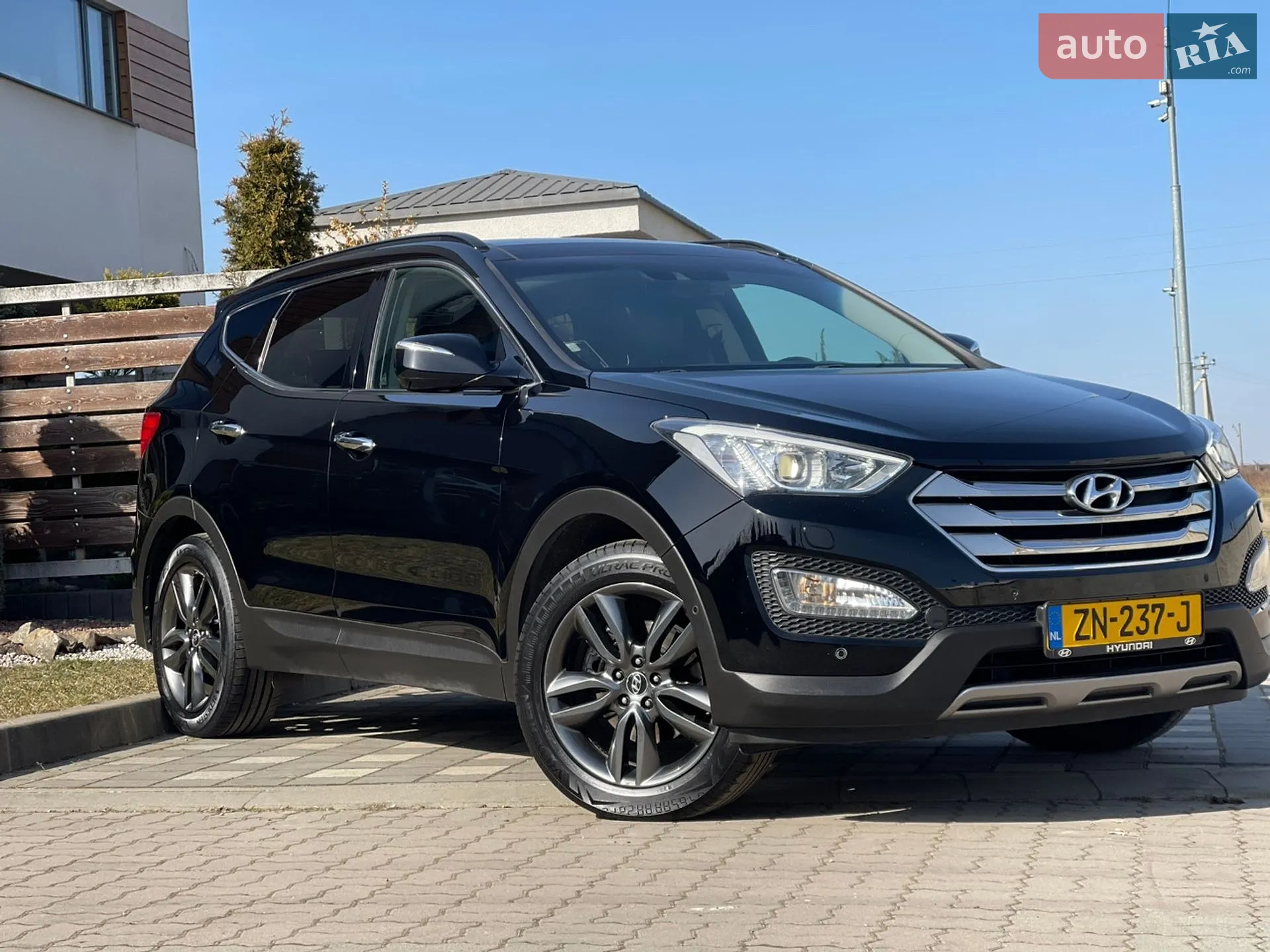 2014 Hyundai Santa Fe - мініатюра 17