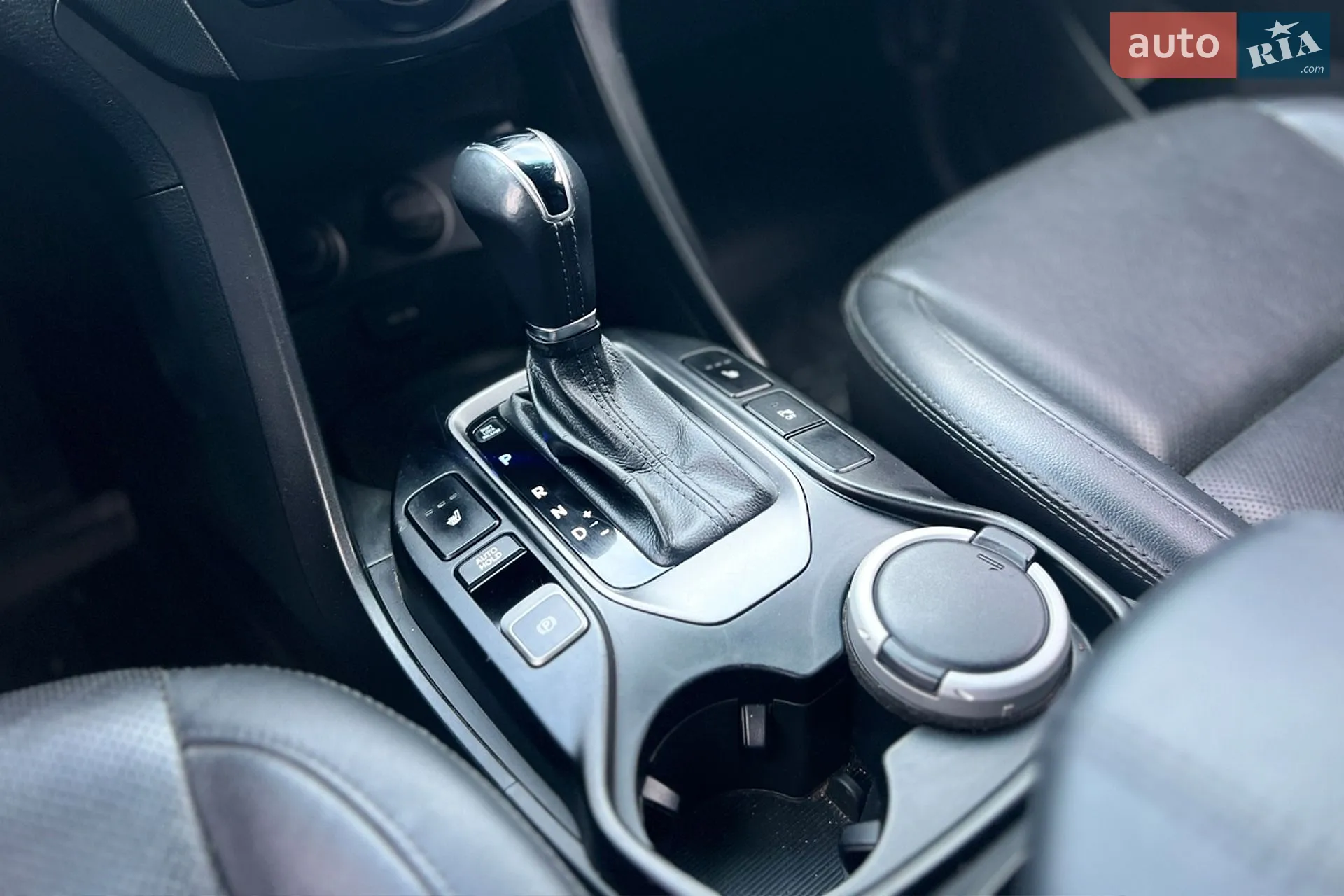 2015 Hyundai Santa Fe - мініатюра 16