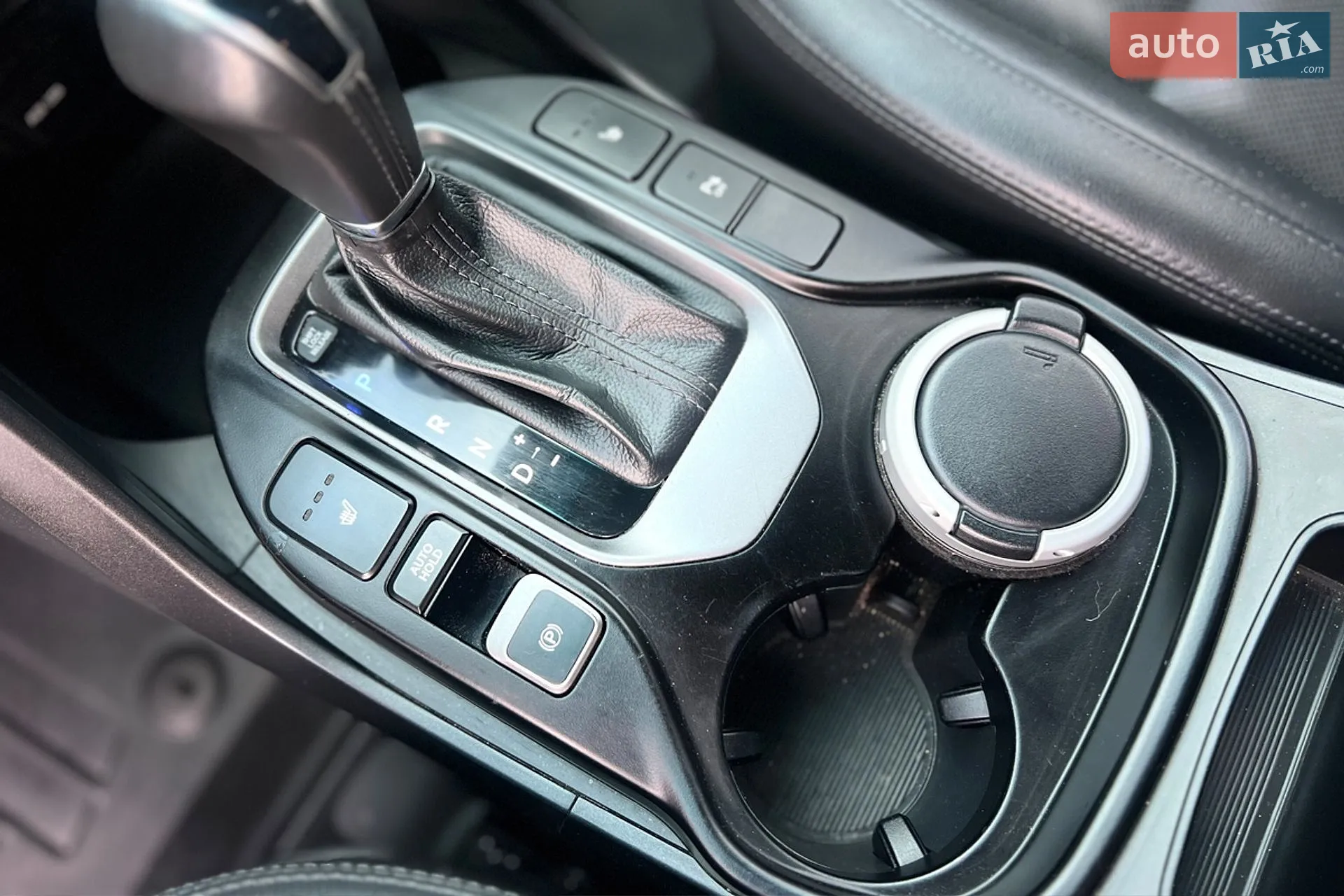 2015 Hyundai Santa Fe - мініатюра 17