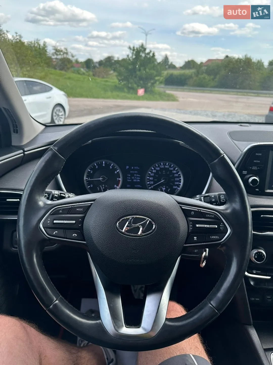 2019 Hyundai Santa Fe - мініатюра 27