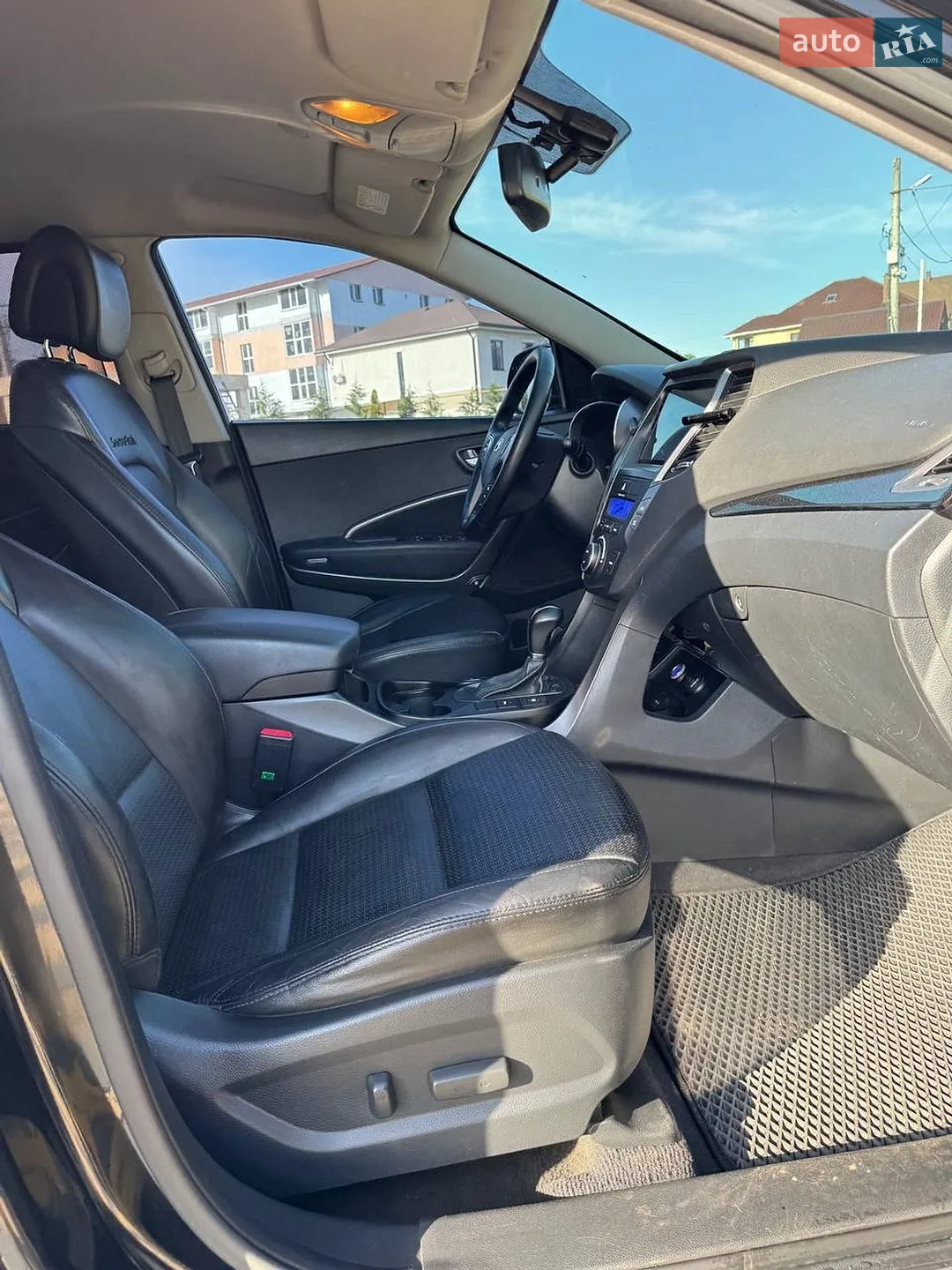 2014 Hyundai Santa Fe - мініатюра 16