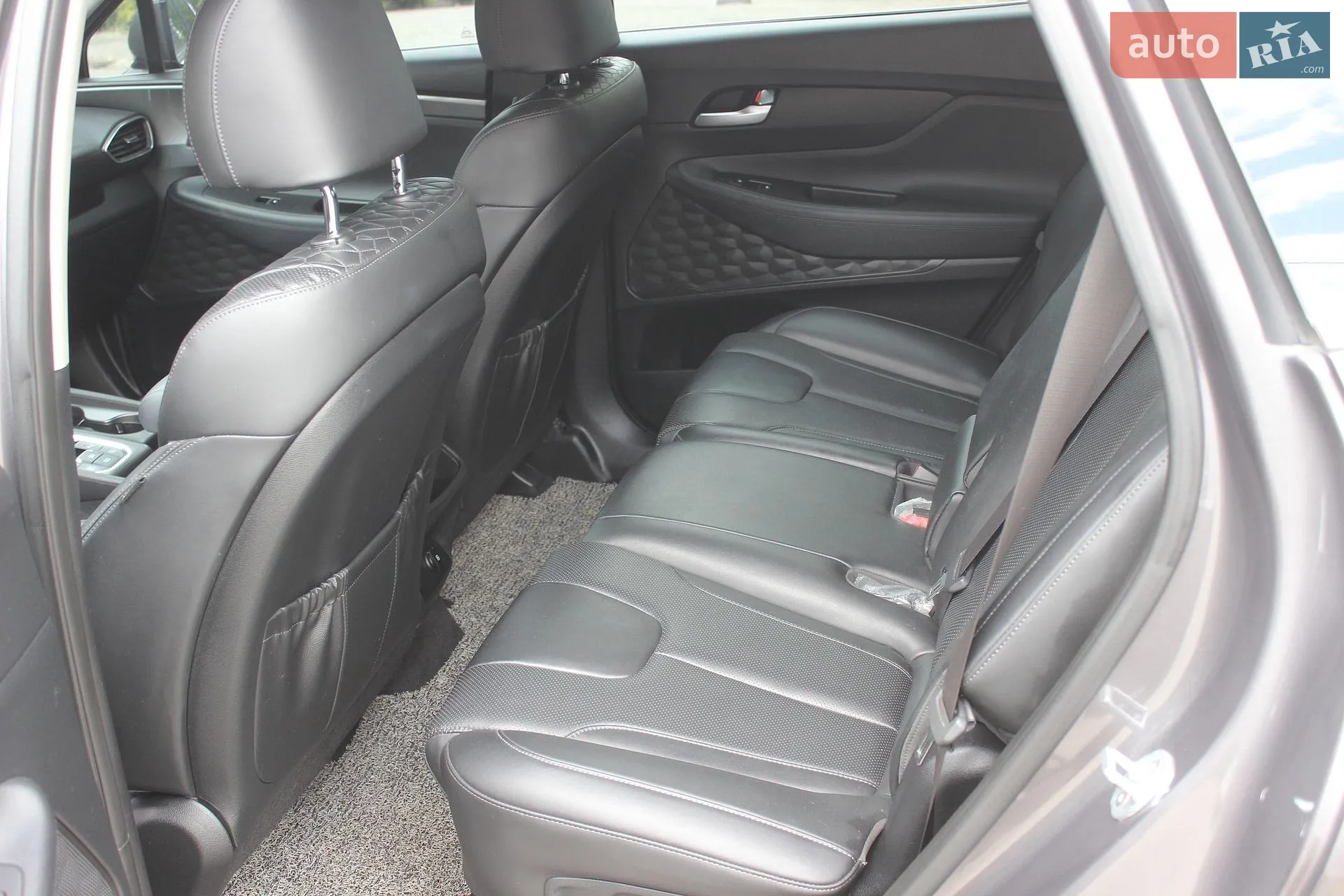 2018 Hyundai Santa Fe - мініатюра 26