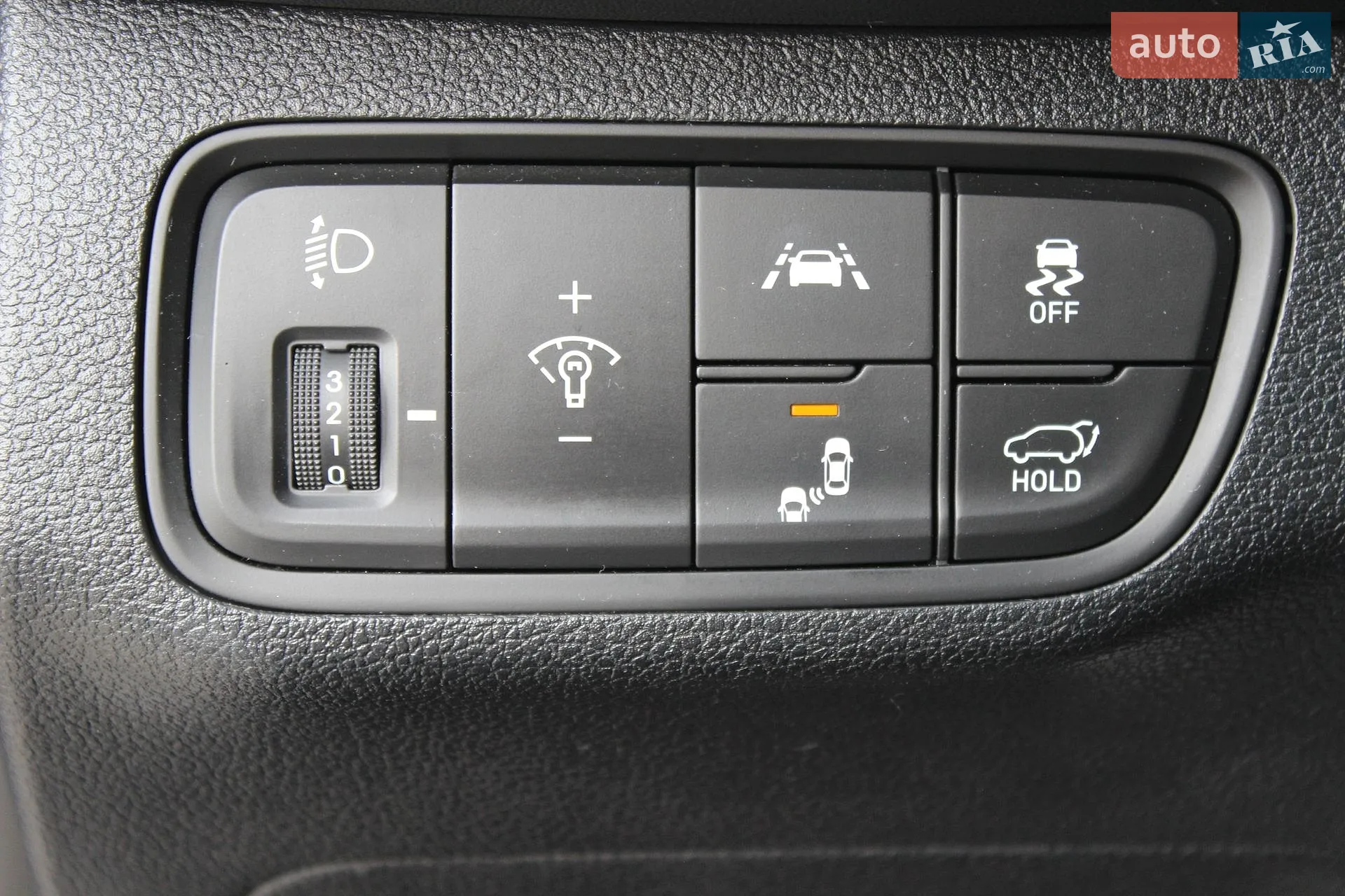 2018 Hyundai Santa Fe - мініатюра 36