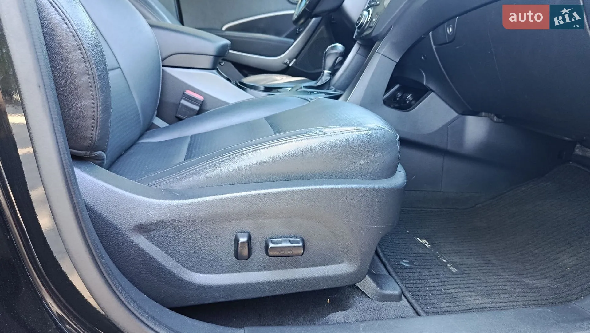 2016 Hyundai Santa Fe - мініатюра 43