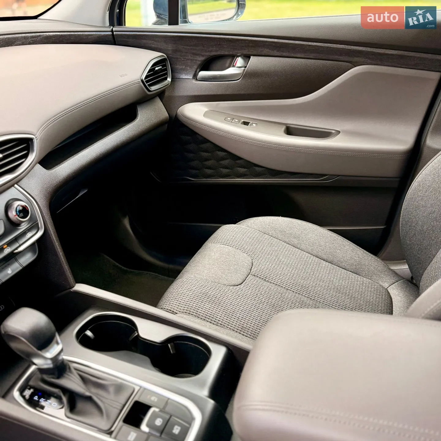 2020 Hyundai Santa Fe - мініатюра 23