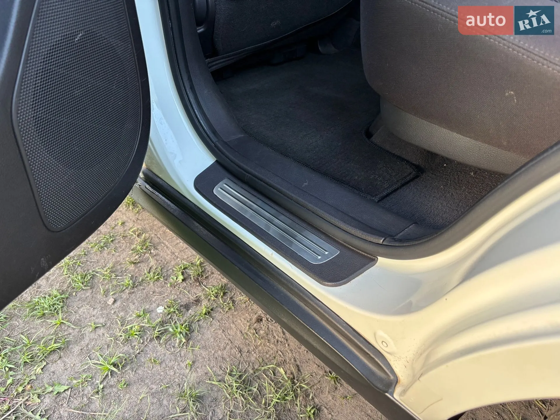 2010 Hyundai Santa Fe - мініатюра 17