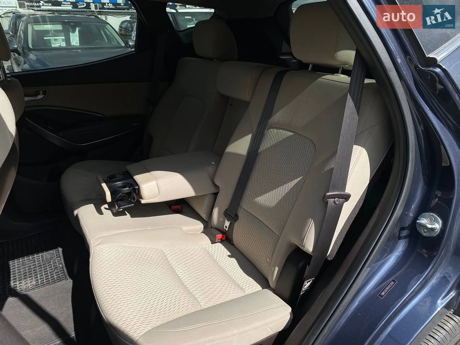 2016 Hyundai Santa Fe - мініатюра 31