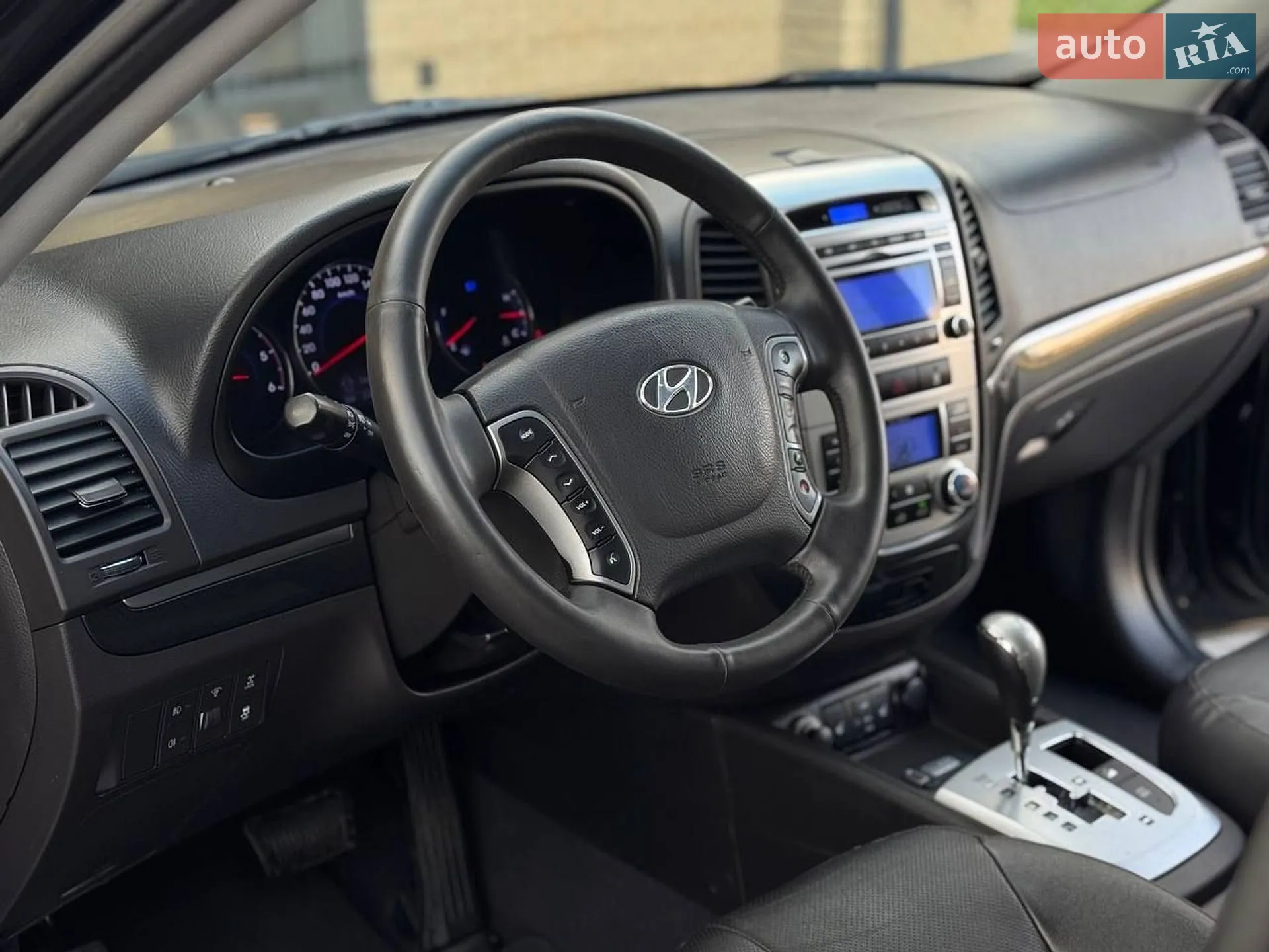 2012 Hyundai Santa Fe - мініатюра 29