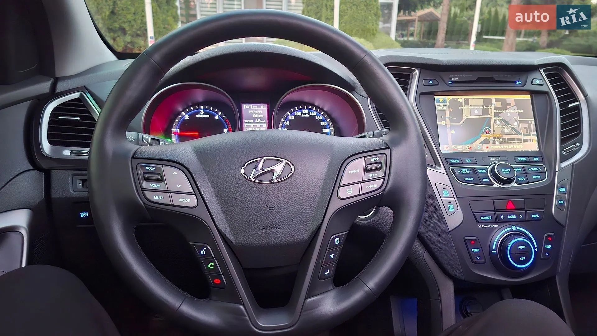 2013 Hyundai Santa Fe - мініатюра 32