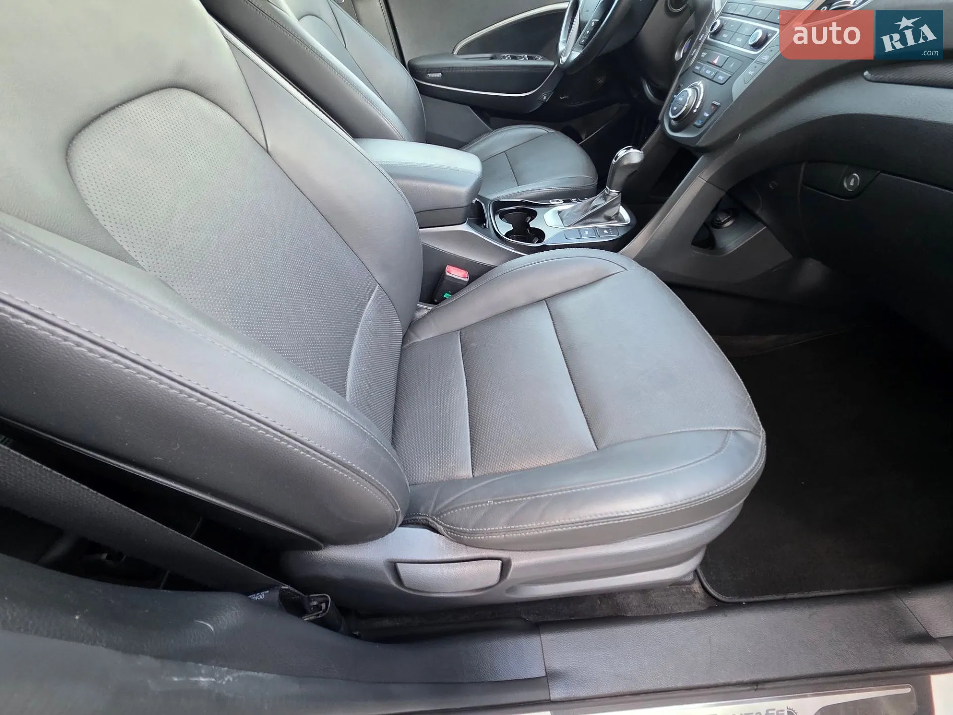 2016 Hyundai Santa Fe - мініатюра 45