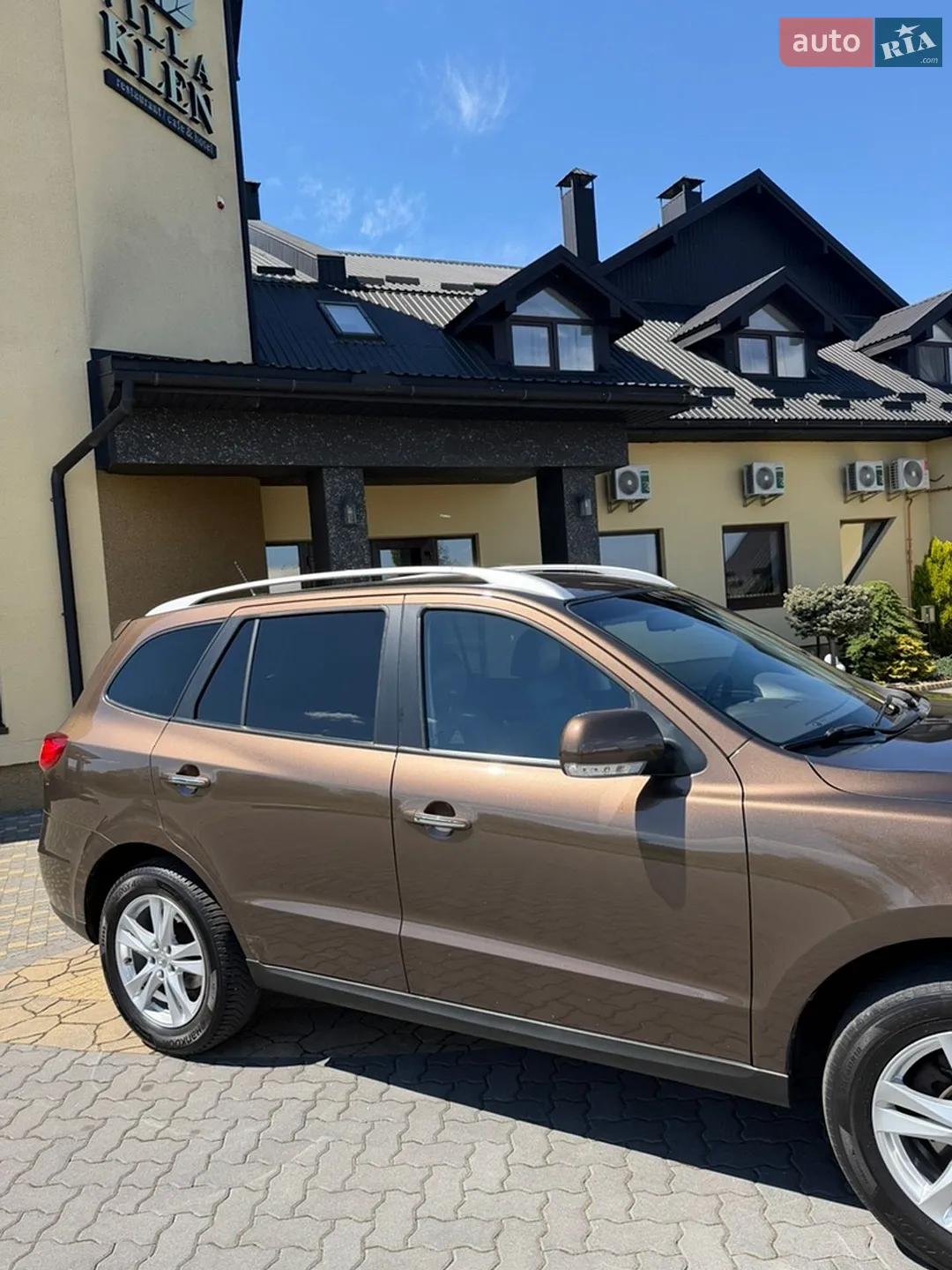 2010 Hyundai Santa Fe - мініатюра 25