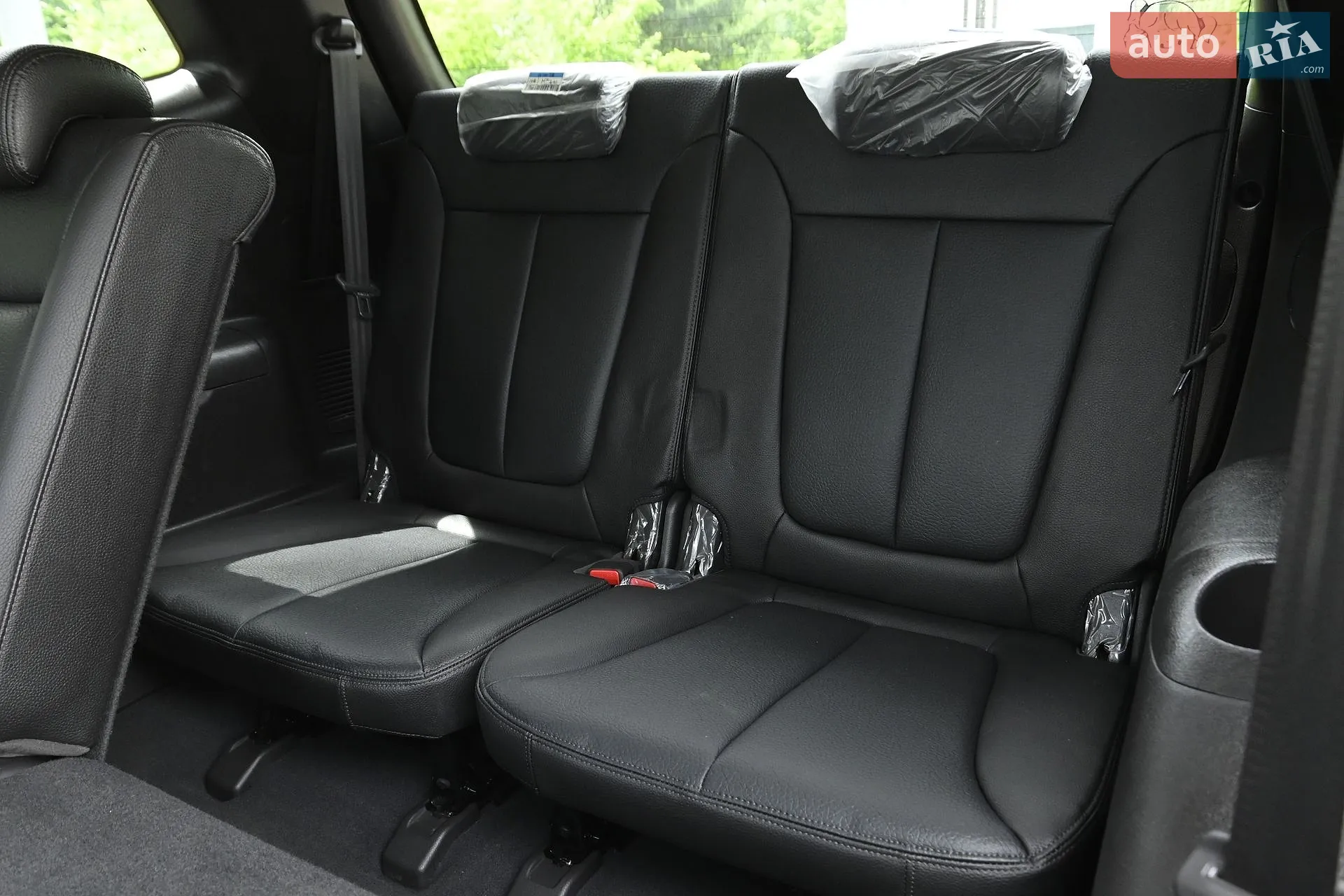 2011 Hyundai Santa Fe - мініатюра 40