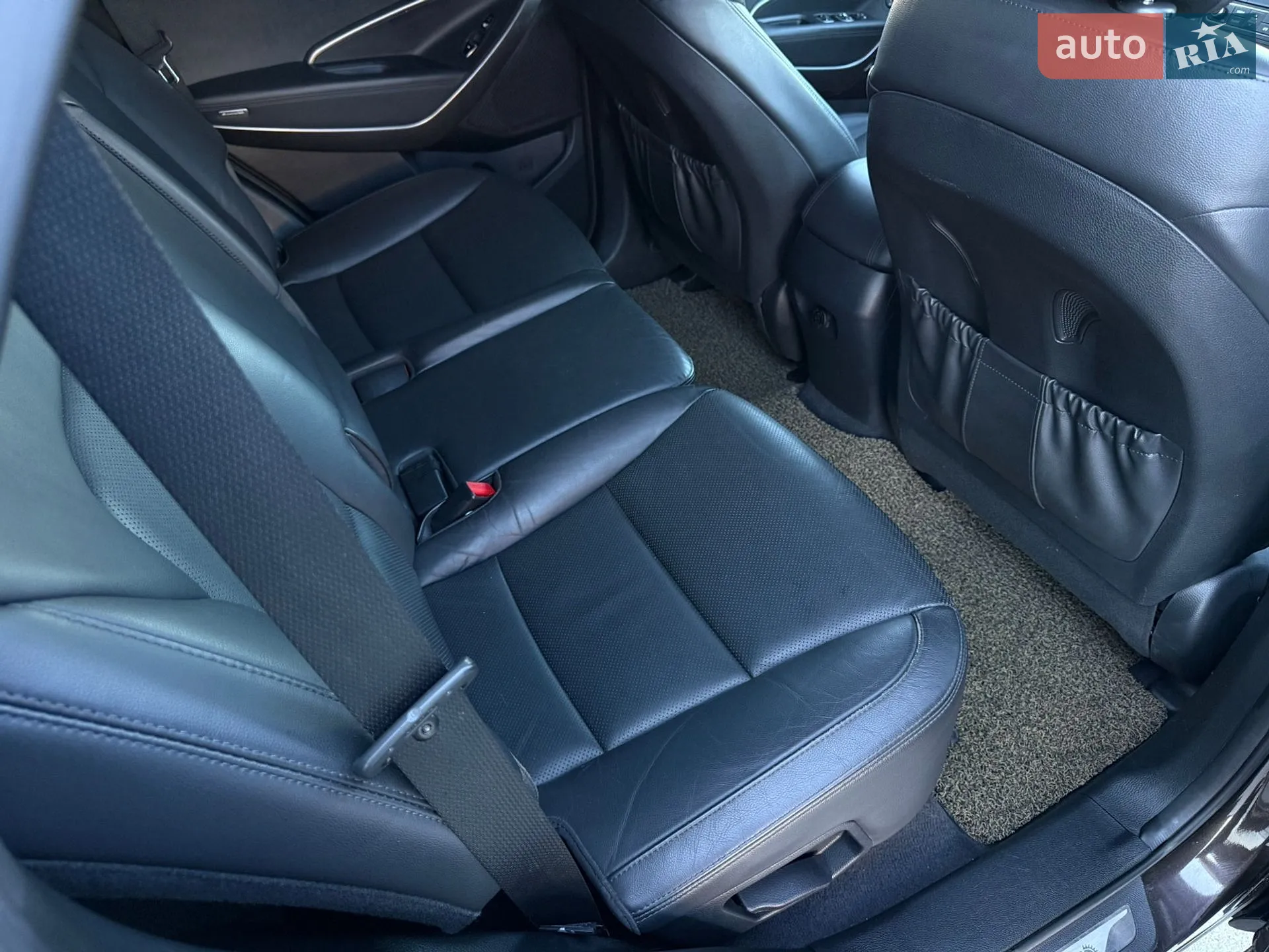 2016 Hyundai Santa Fe - мініатюра 34