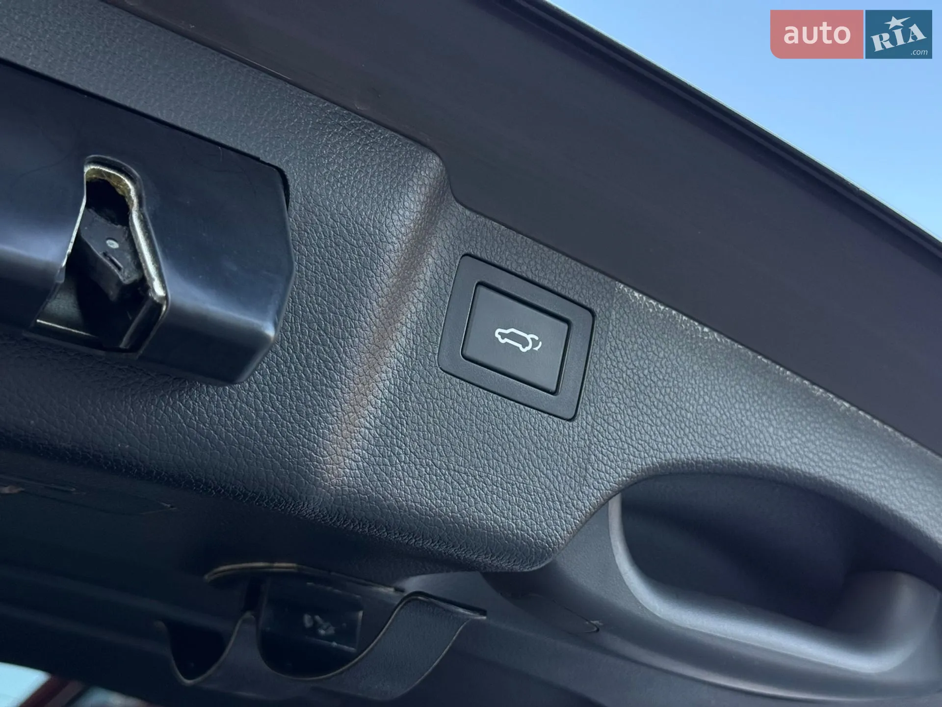 2016 Hyundai Santa Fe - мініатюра 44