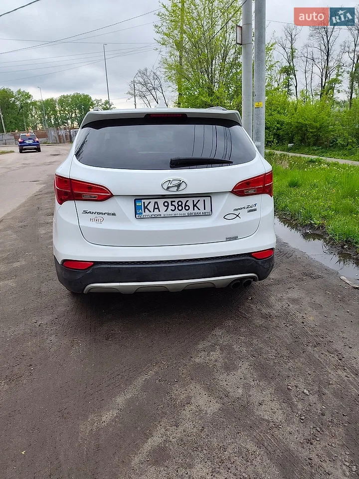 2012 Hyundai Santa Fe - мініатюра 21