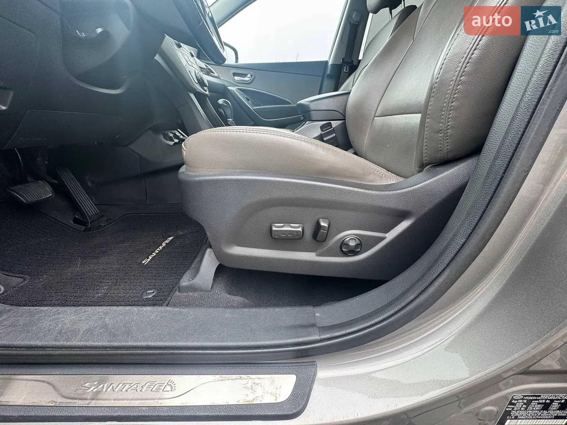 2016 Hyundai Santa Fe - мініатюра 27