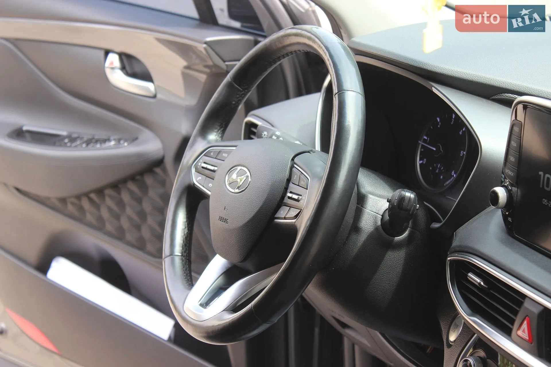 2018 Hyundai Santa Fe - мініатюра 29