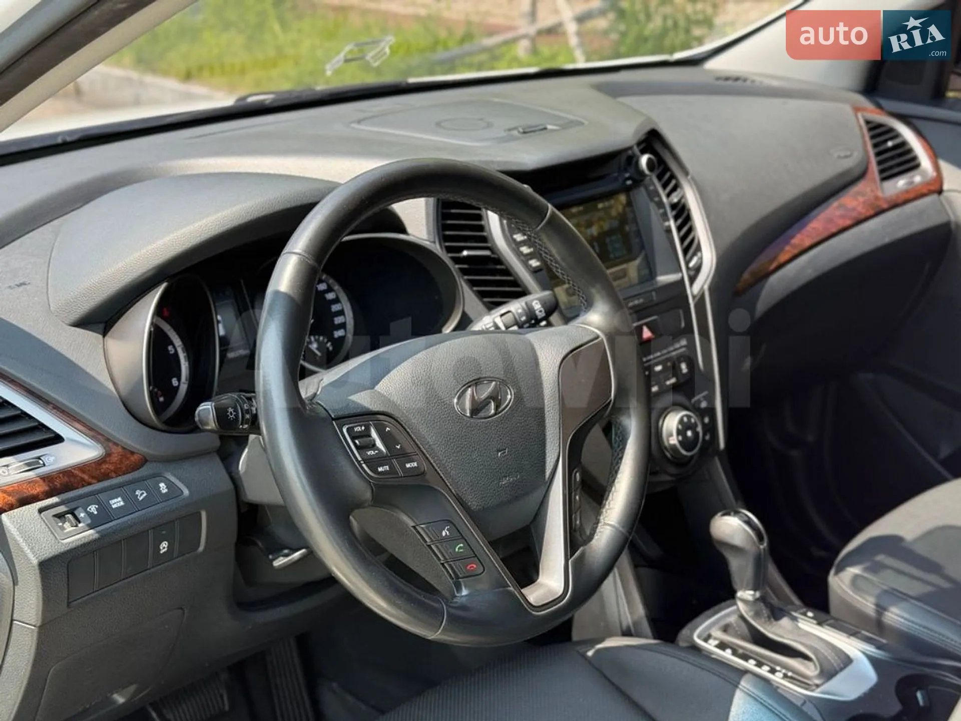 2015 Hyundai Santa Fe - мініатюра 16