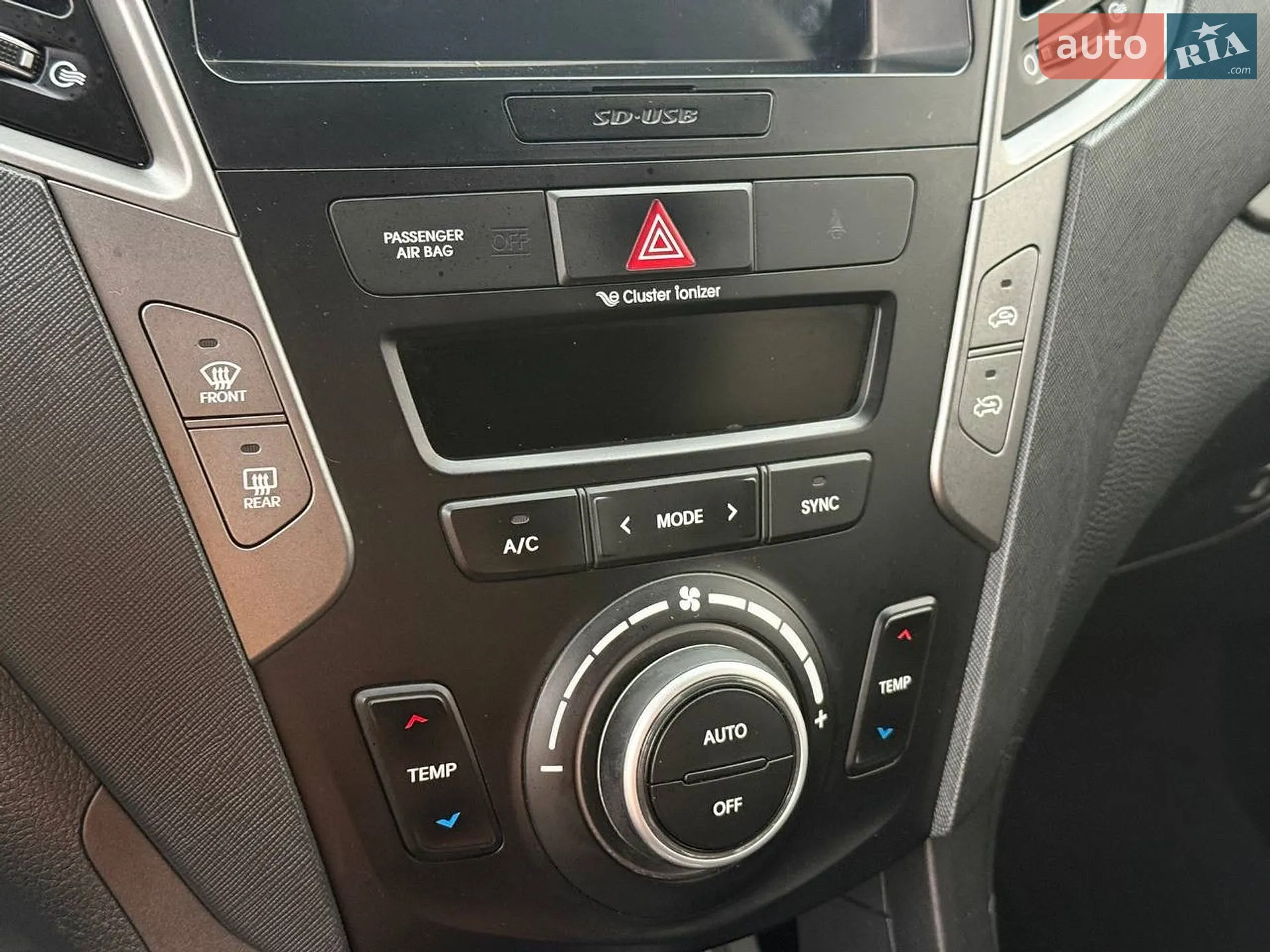 2015 Hyundai Santa Fe - мініатюра 13