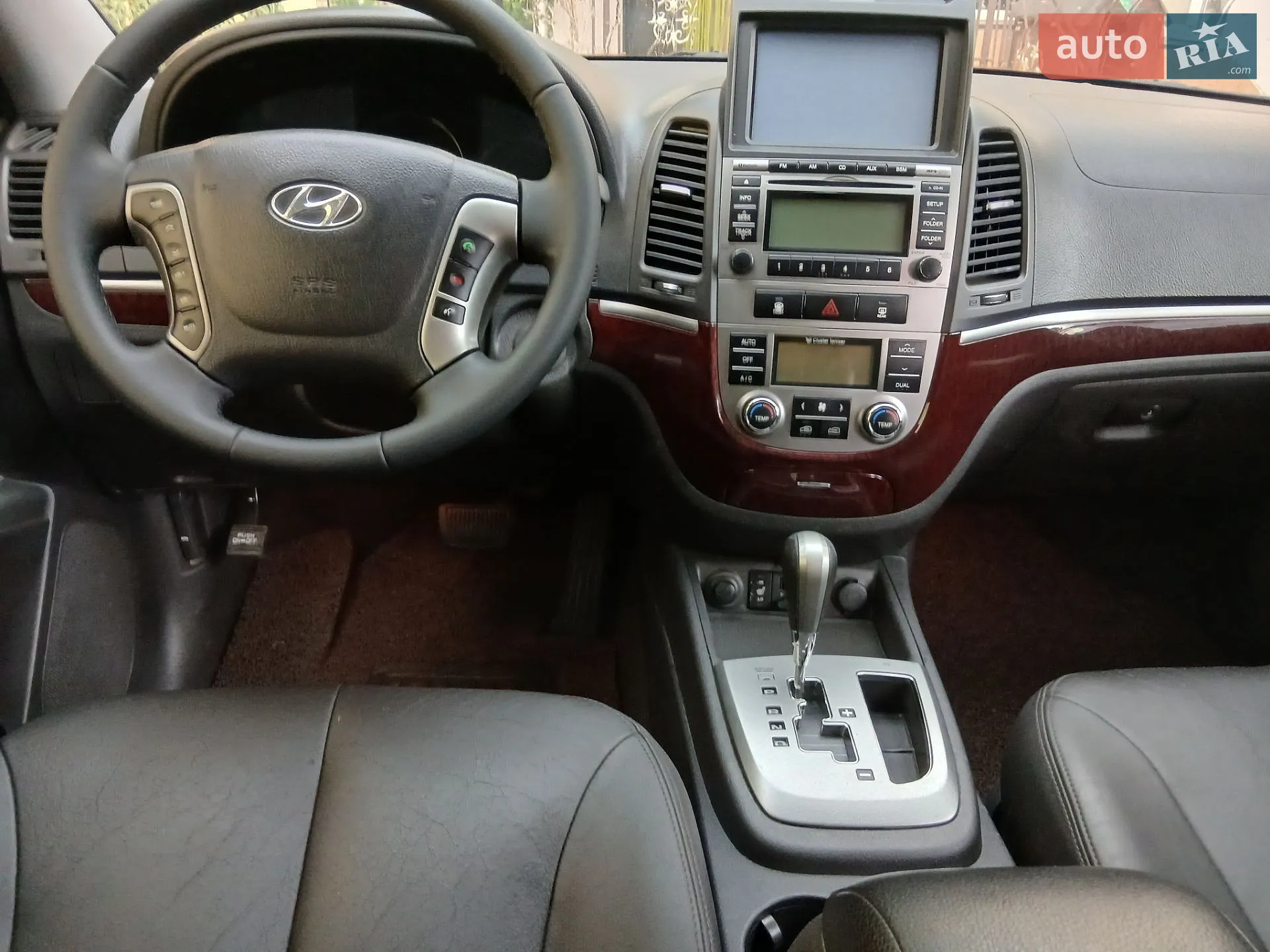 2010 Hyundai Santa Fe - мініатюра 28