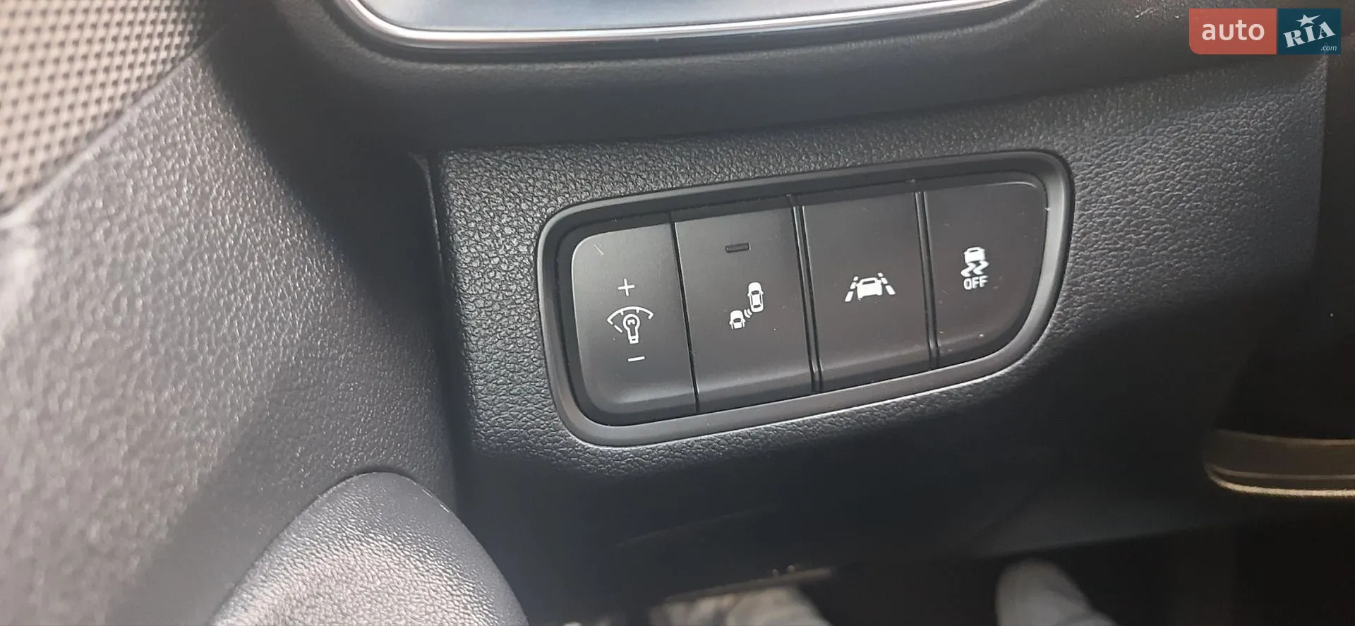 2018 Hyundai Santa Fe - мініатюра 14
