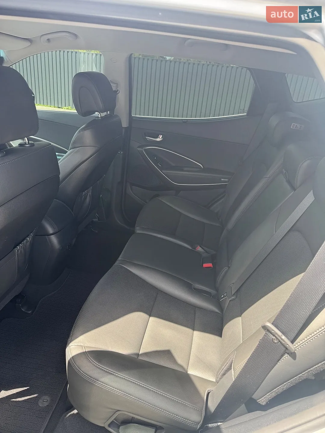 2015 Hyundai Santa Fe - мініатюра 18