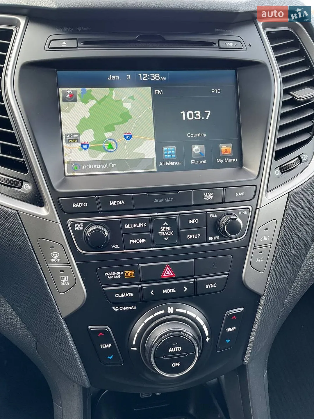 2018 Hyundai Santa Fe - мініатюра 26