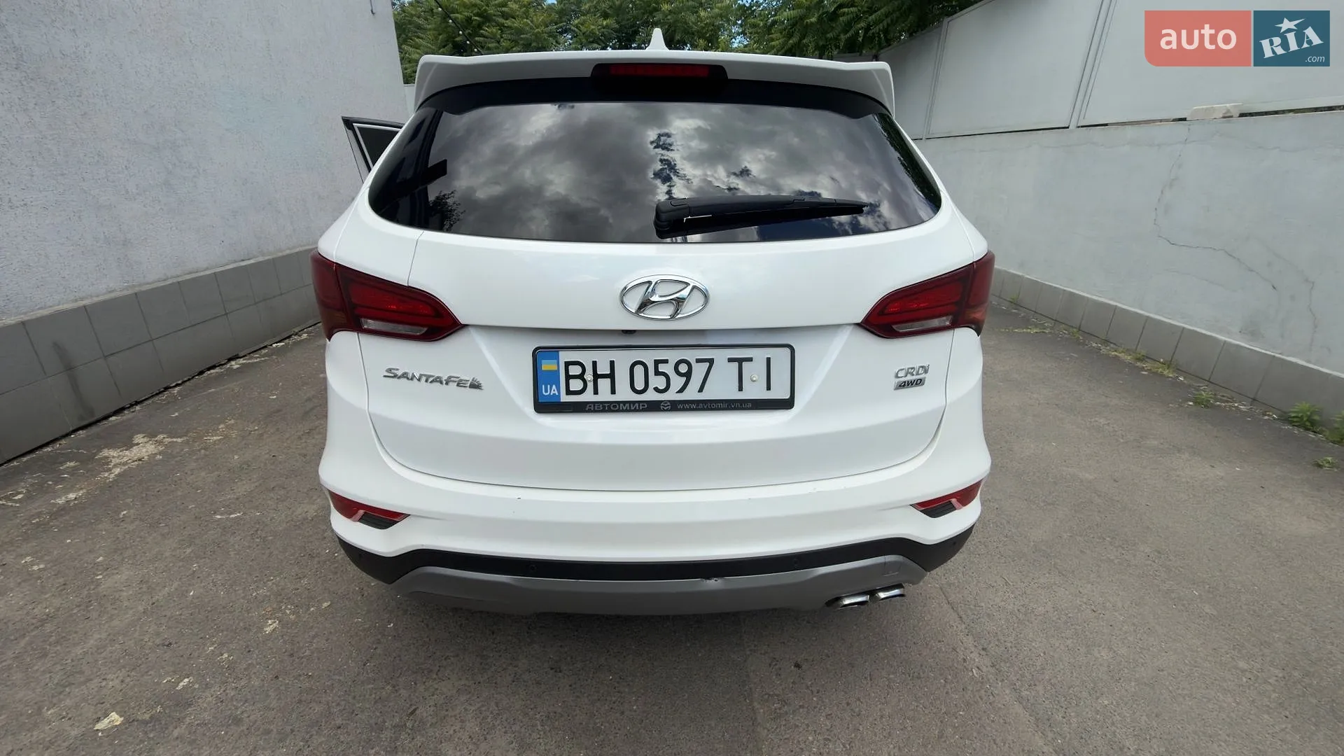 2016 Hyundai Santa Fe - мініатюра 28