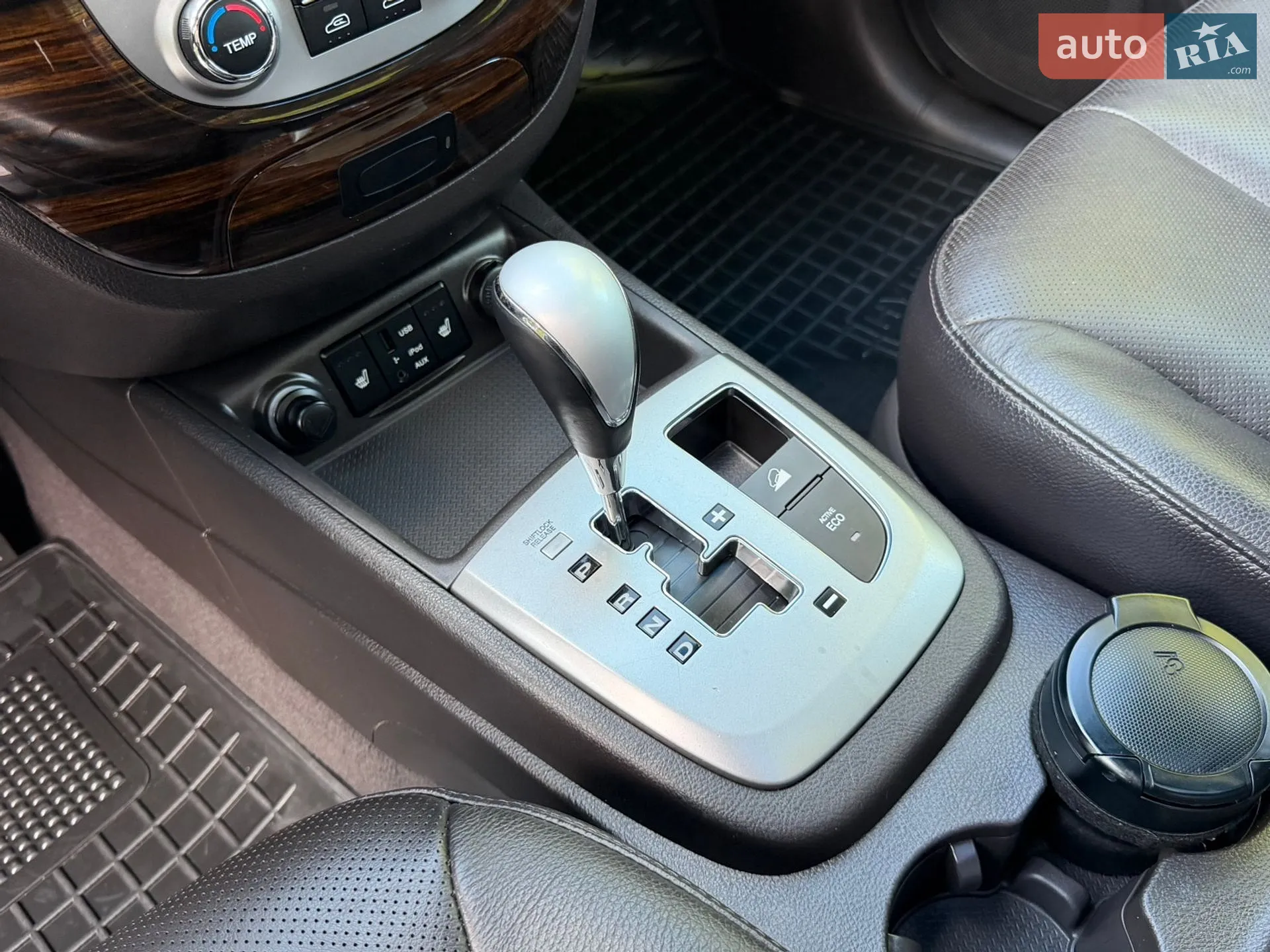 2012 Hyundai Santa Fe - мініатюра 47