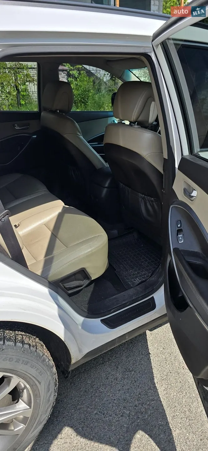 2013 Hyundai Santa Fe - мініатюра 11