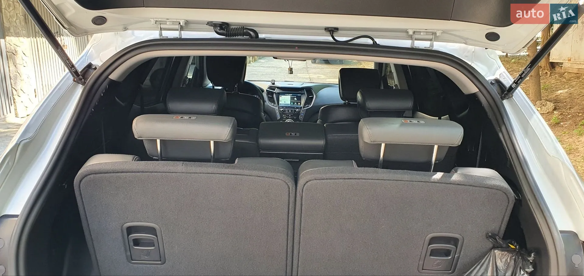 2016 Hyundai Santa Fe - мініатюра 29