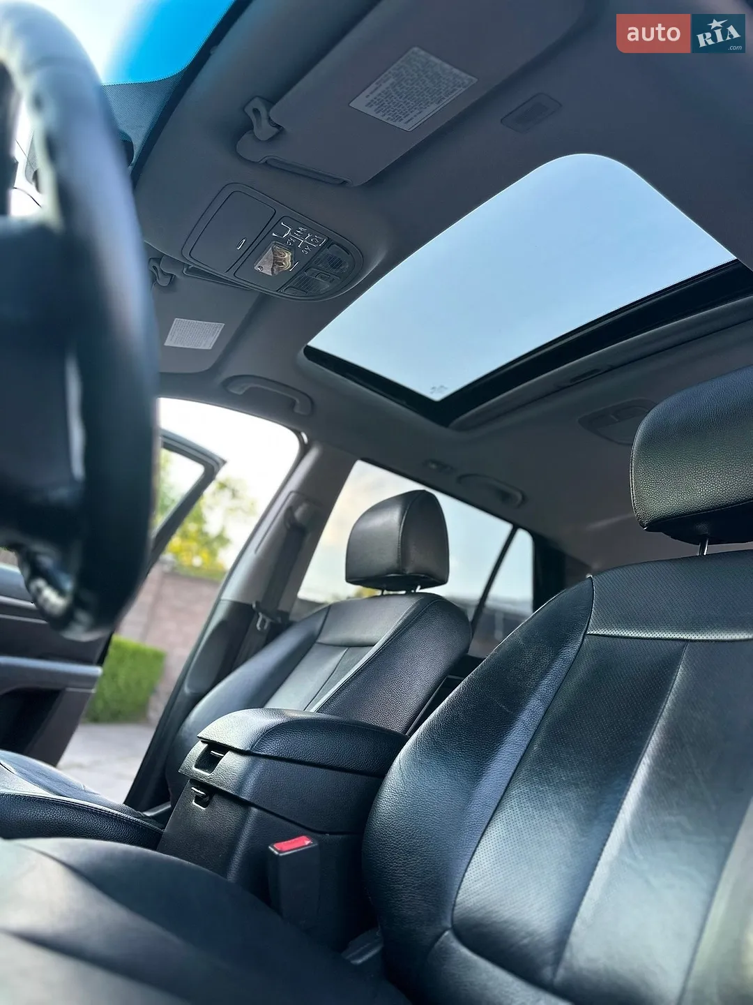 2012 Hyundai Santa Fe - мініатюра 18