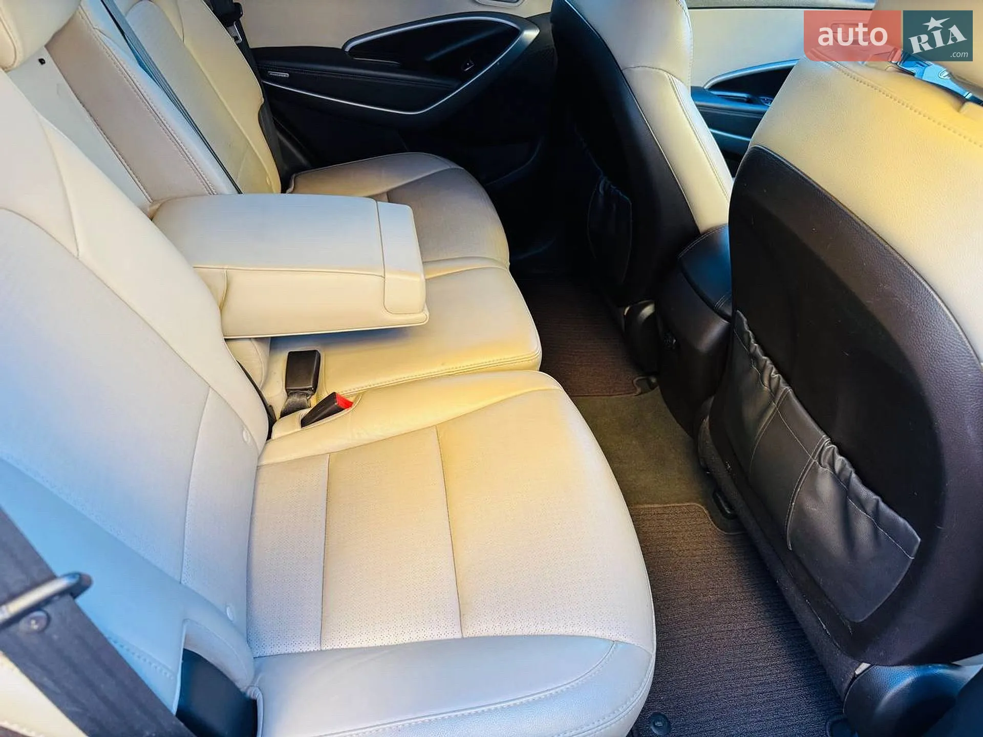 2015 Hyundai Santa Fe - мініатюра 22