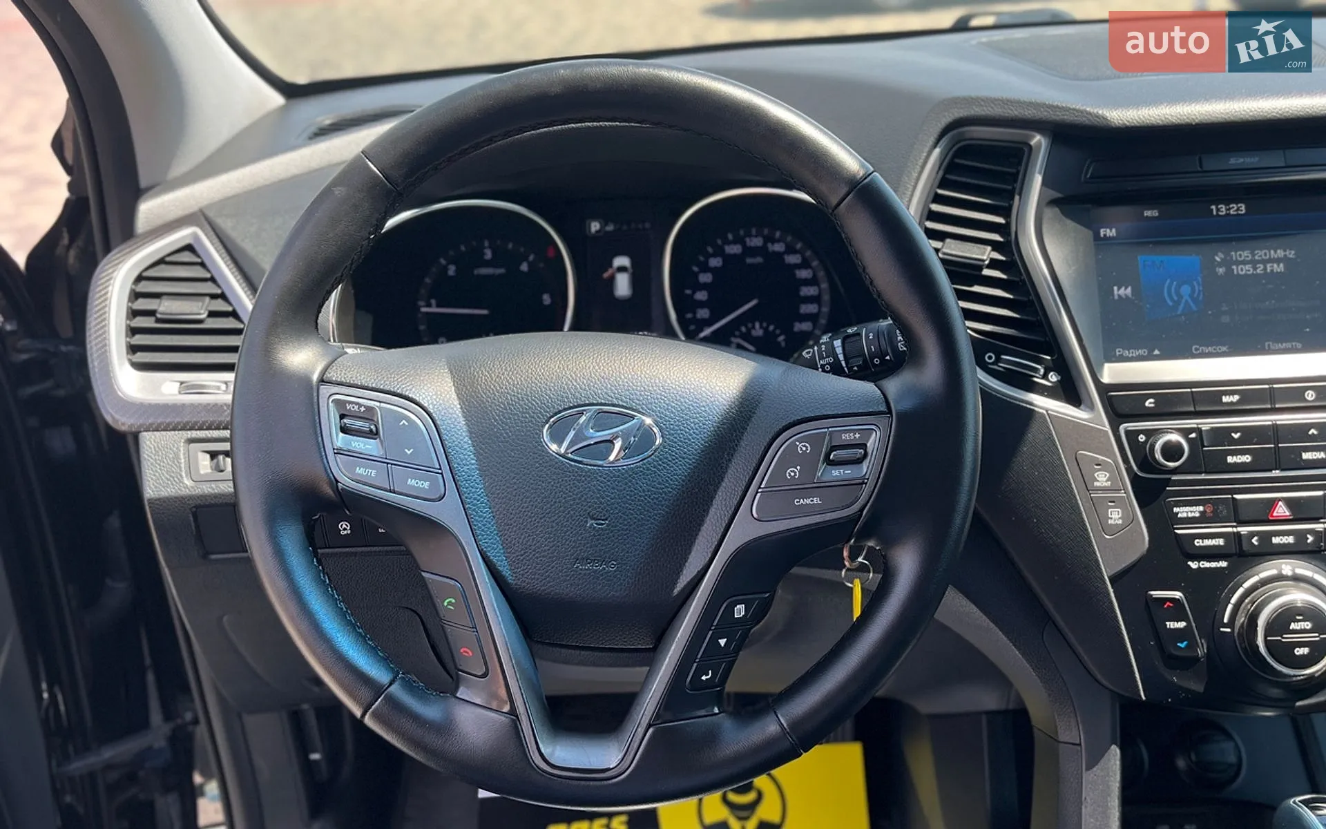 2016 Hyundai Santa Fe - мініатюра 15