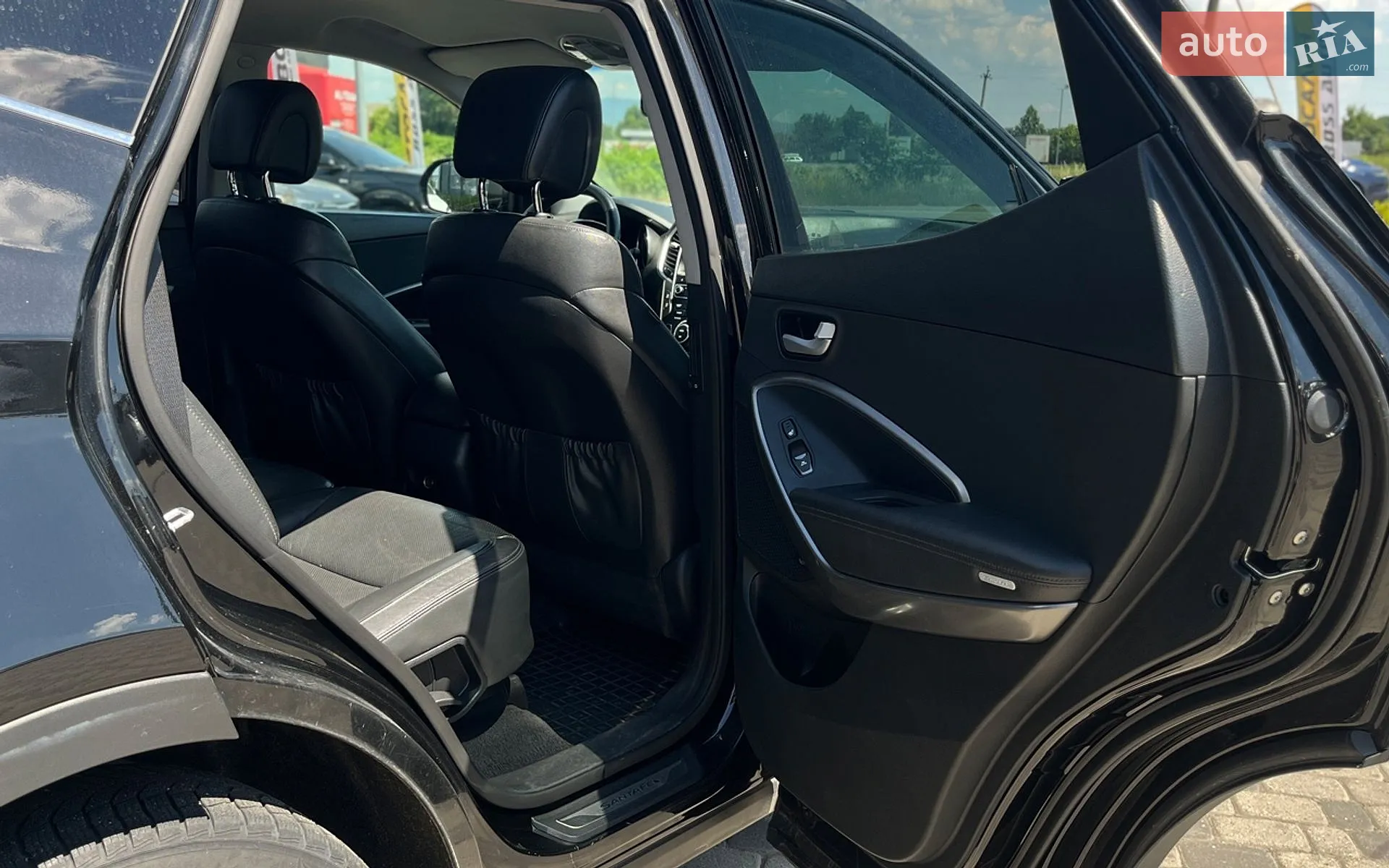 2016 Hyundai Santa Fe - мініатюра 29