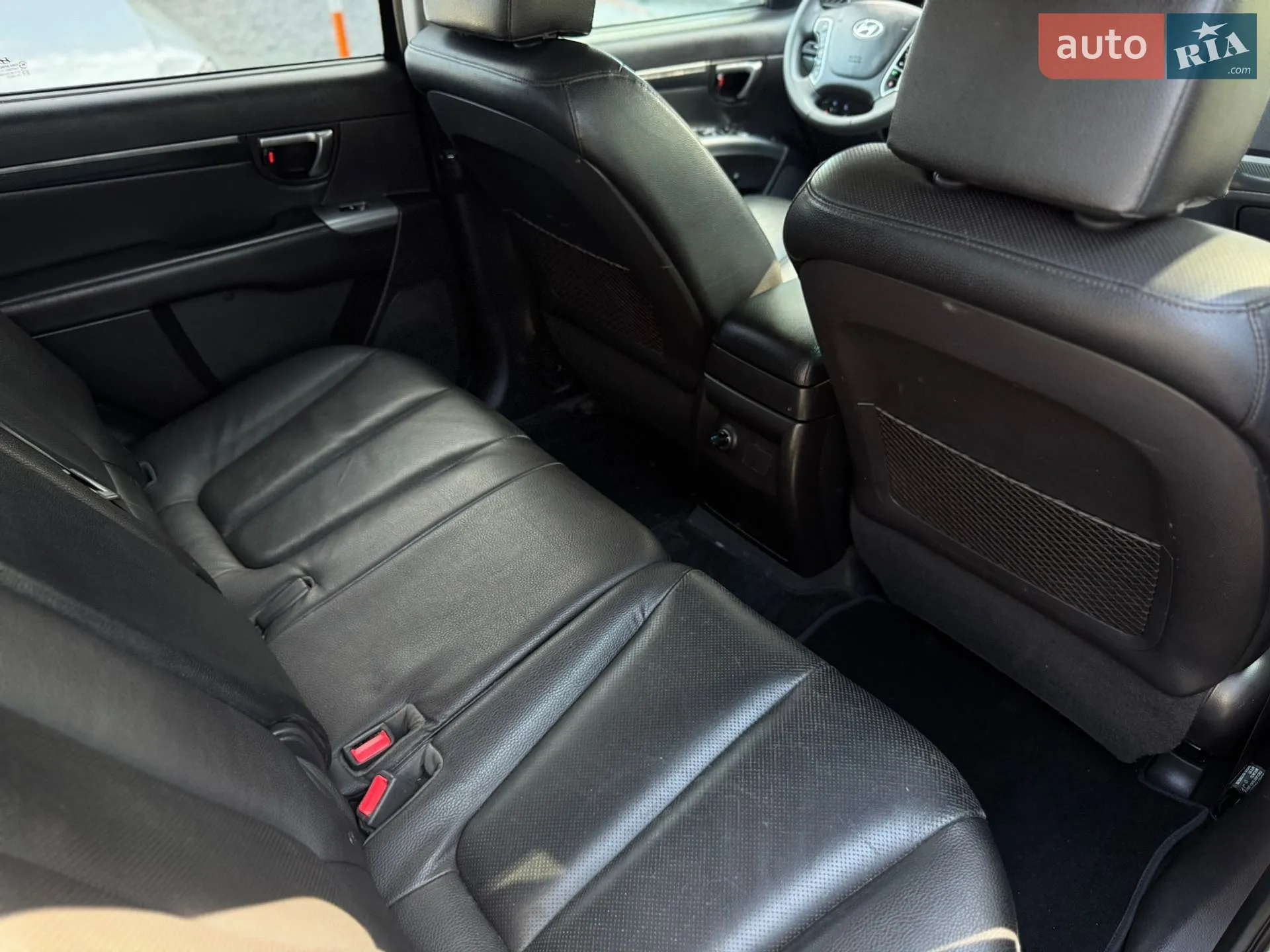 2011 Hyundai Santa Fe - мініатюра 35