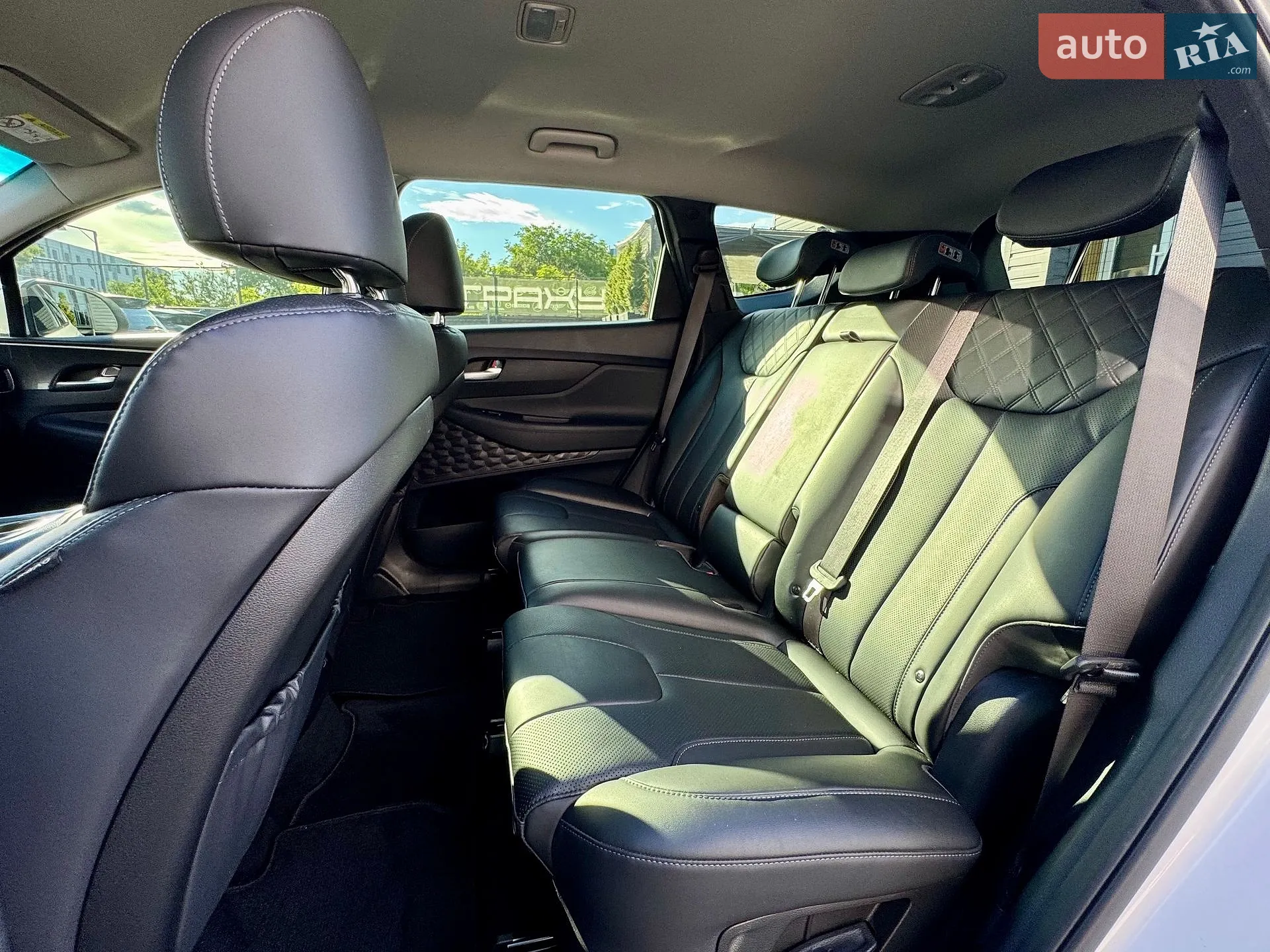 2020 Hyundai Santa Fe - мініатюра 31