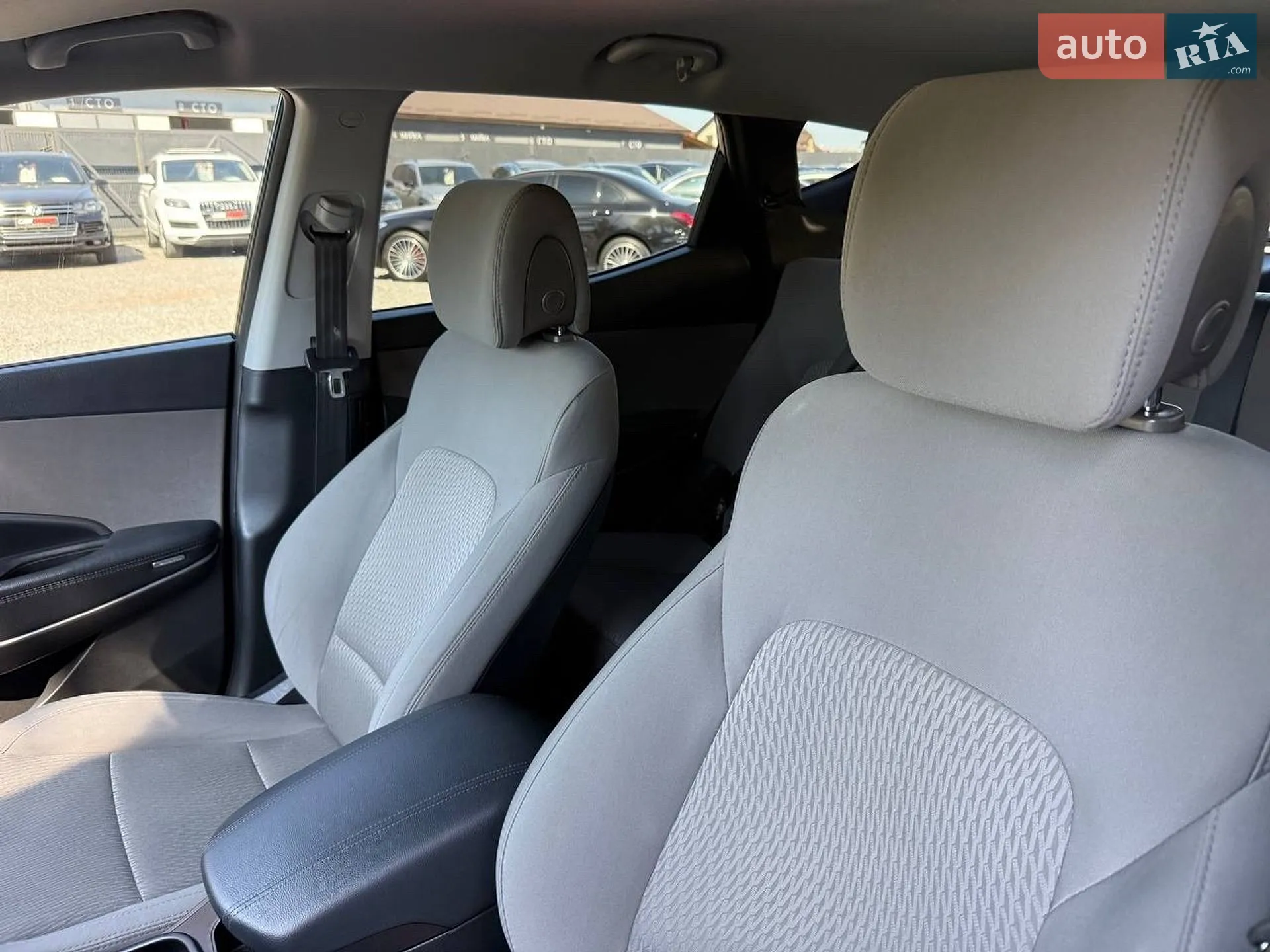 2017 Hyundai Santa Fe - мініатюра 29
