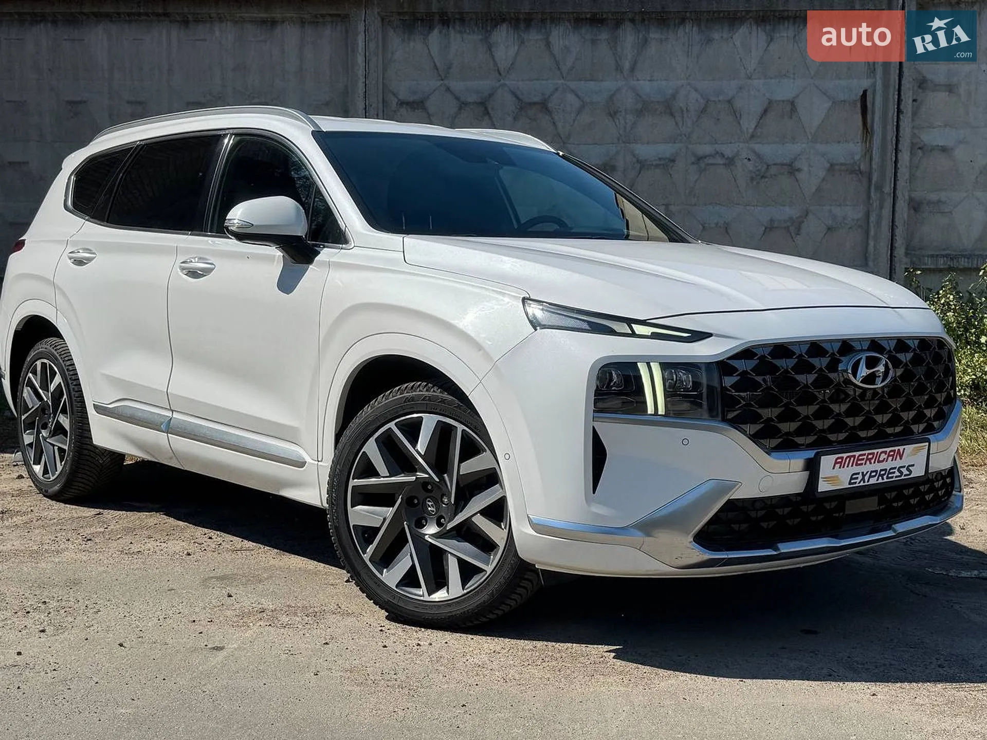 2020 Hyundai Santa Fe - фото 1
