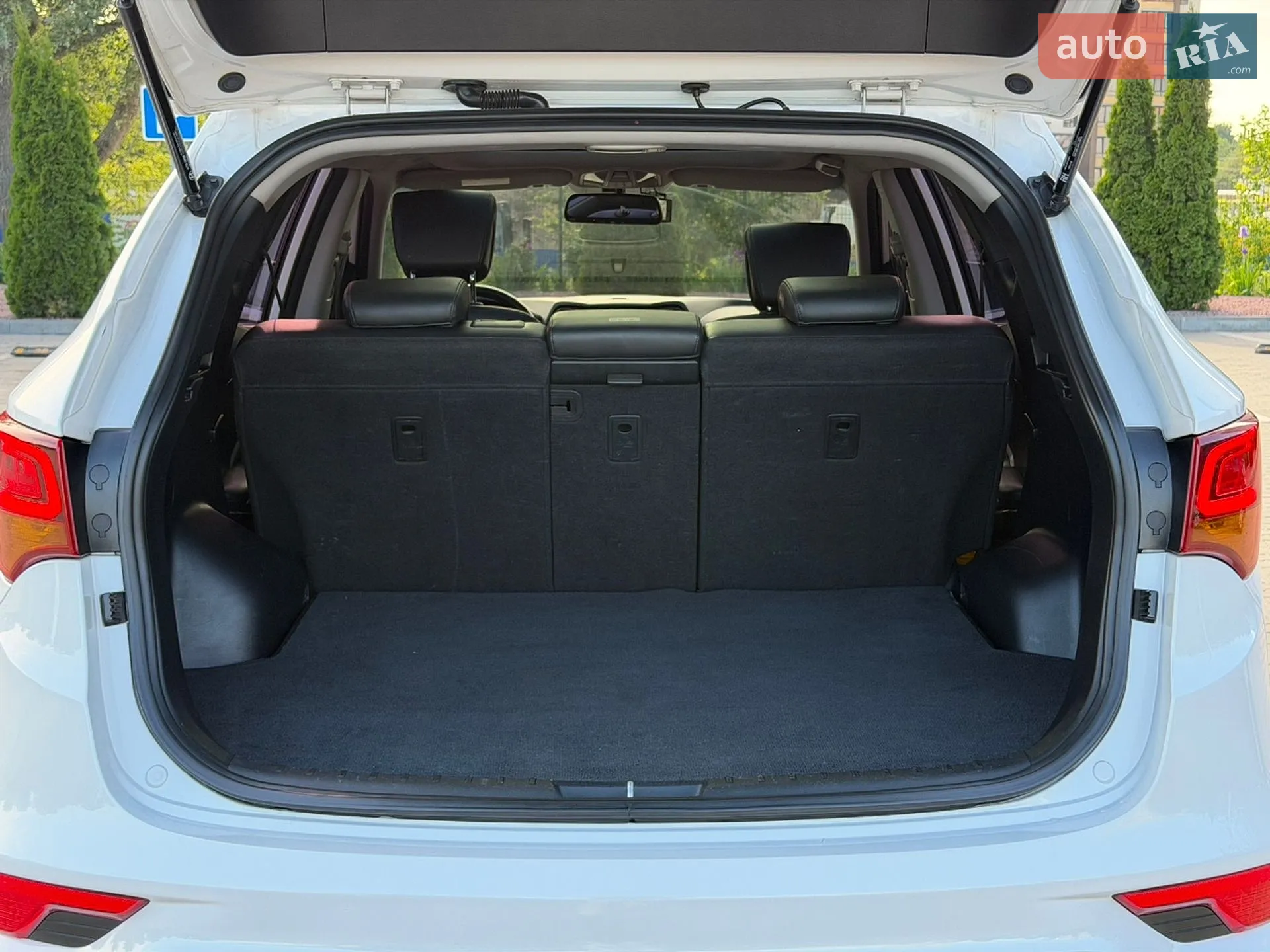2016 Hyundai Santa Fe - мініатюра 21