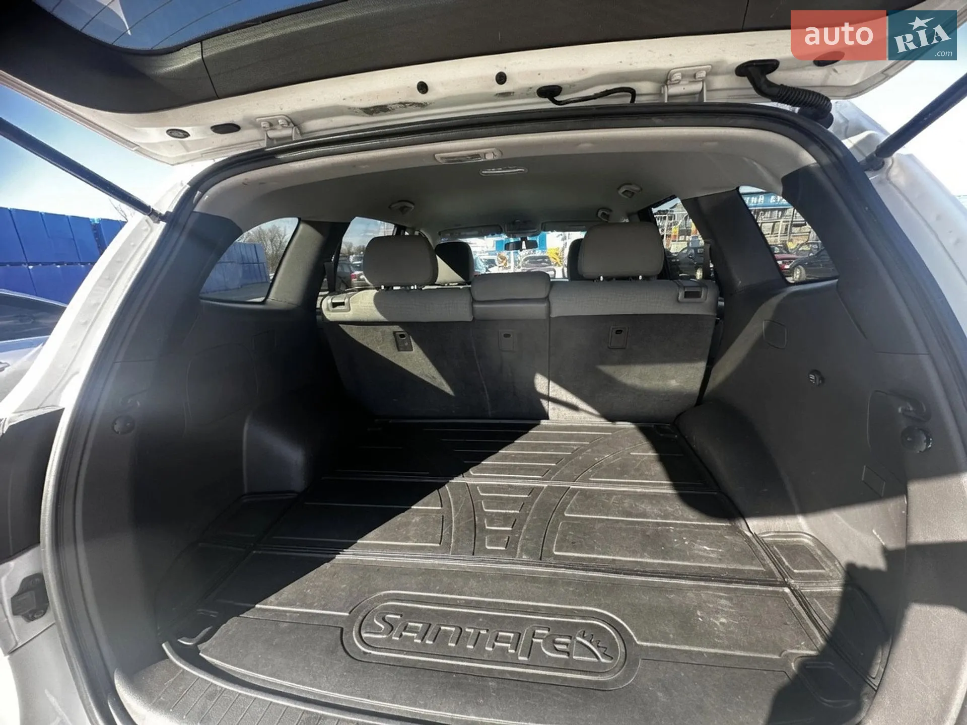 Hyundai Santa FE 2011 VIN 5XYZG3AB2CG104251 фото оголошення 6 з 7