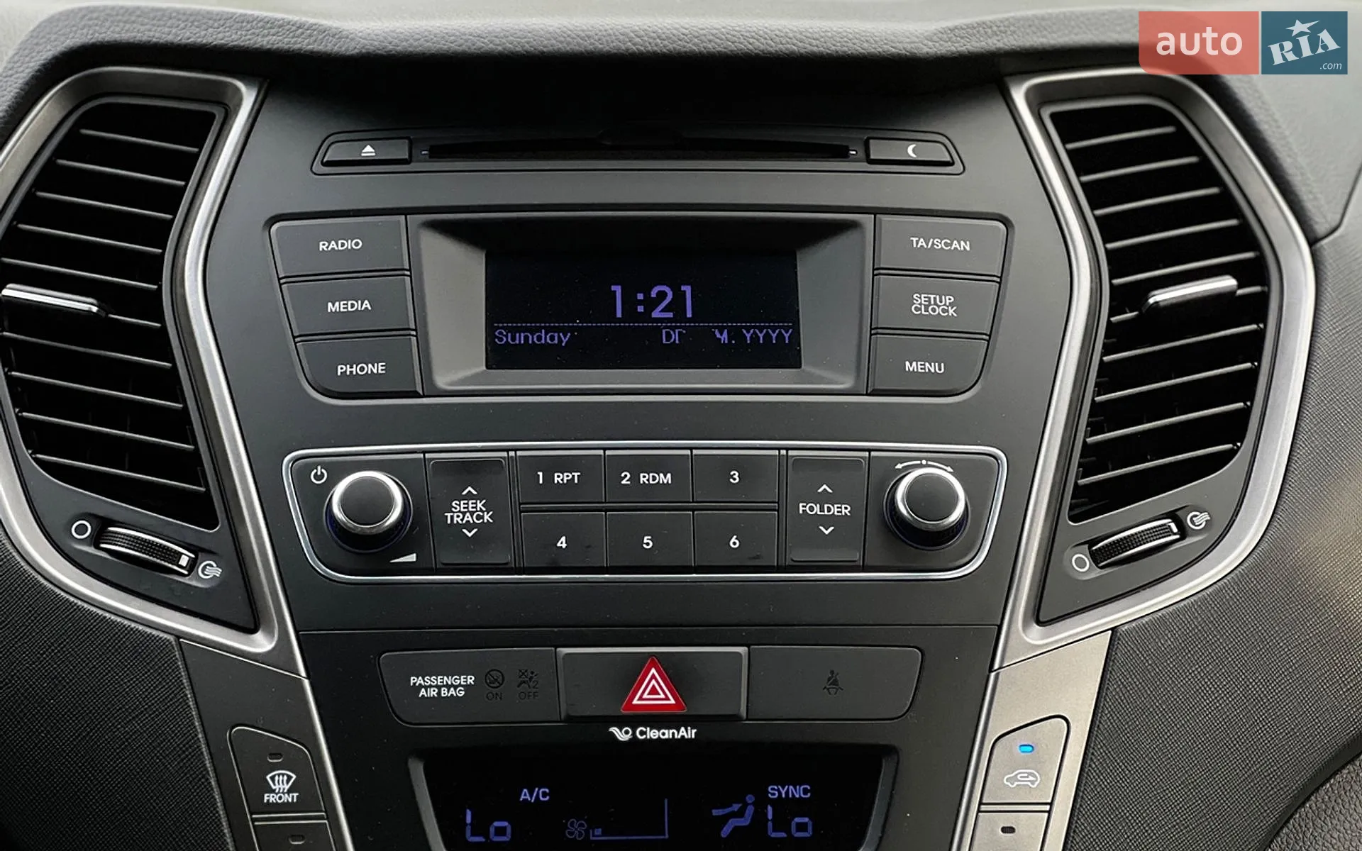 2016 Hyundai Santa Fe - мініатюра 15