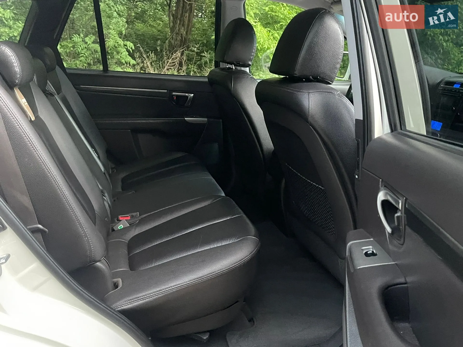 2011 Hyundai Santa Fe - мініатюра 17