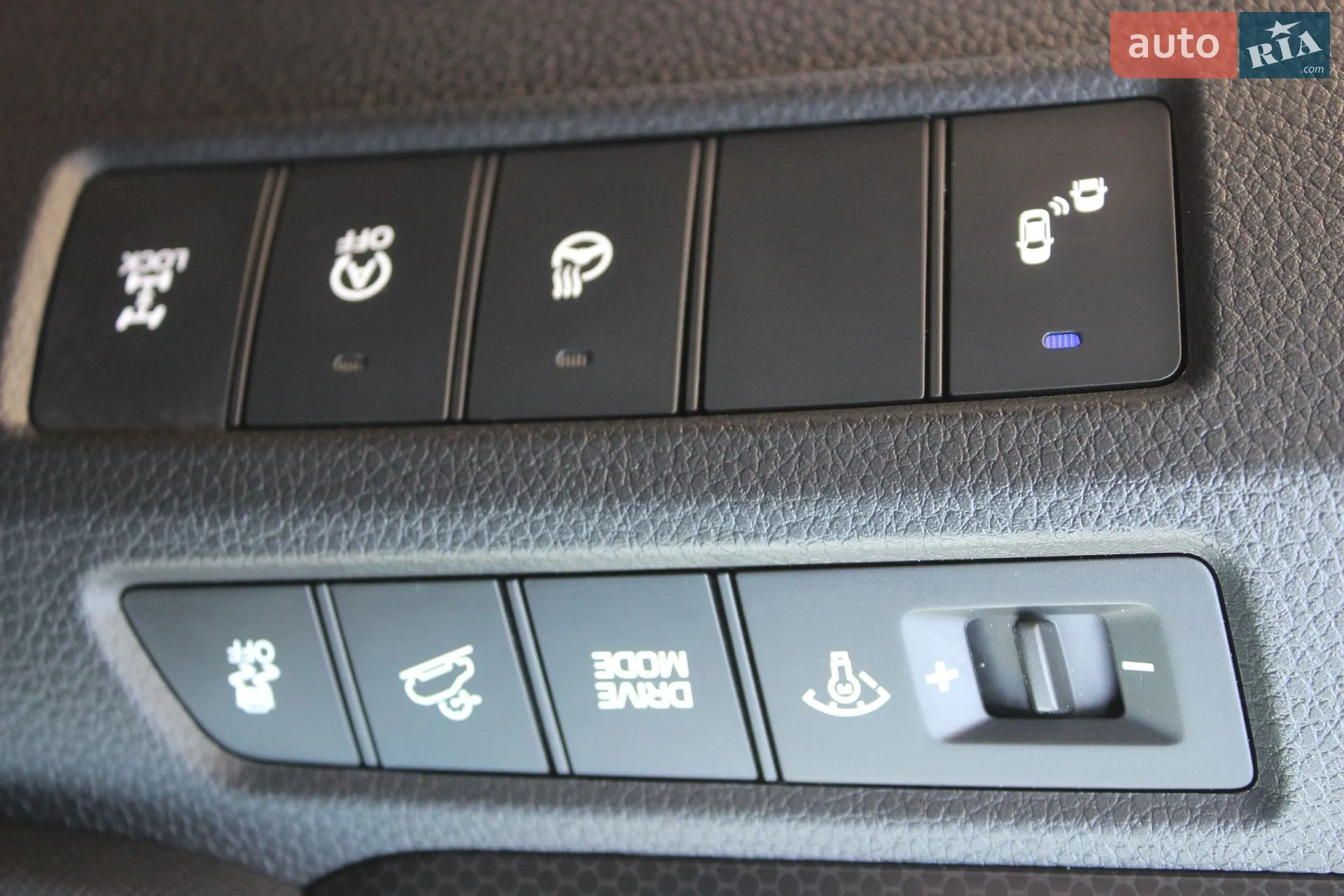 2015 Hyundai Santa Fe - мініатюра 36