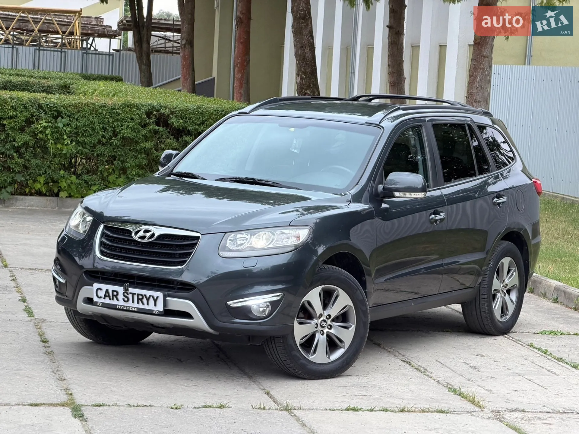 2011 Hyundai Santa Fe - мініатюра 13
