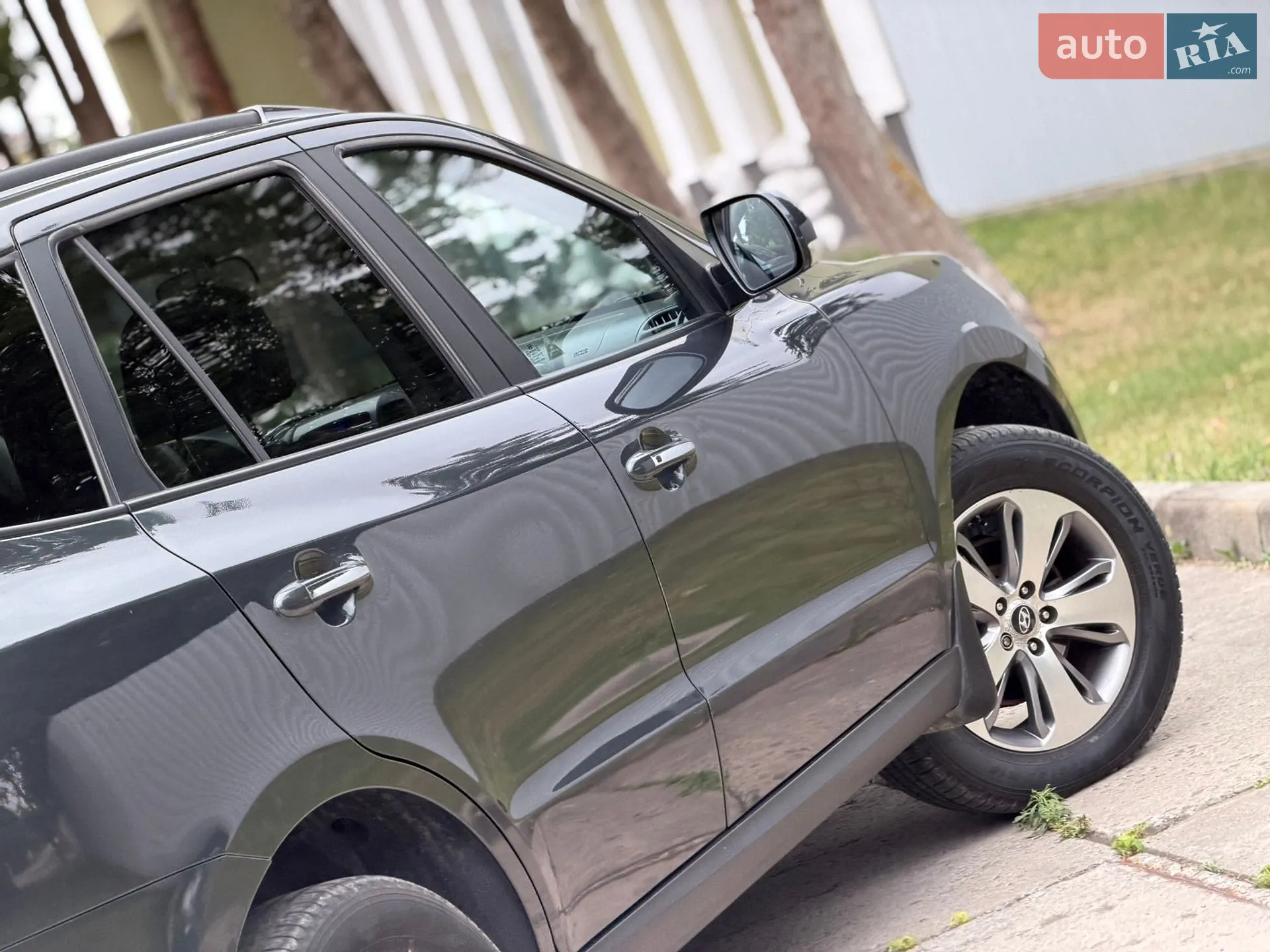 2011 Hyundai Santa Fe - мініатюра 26