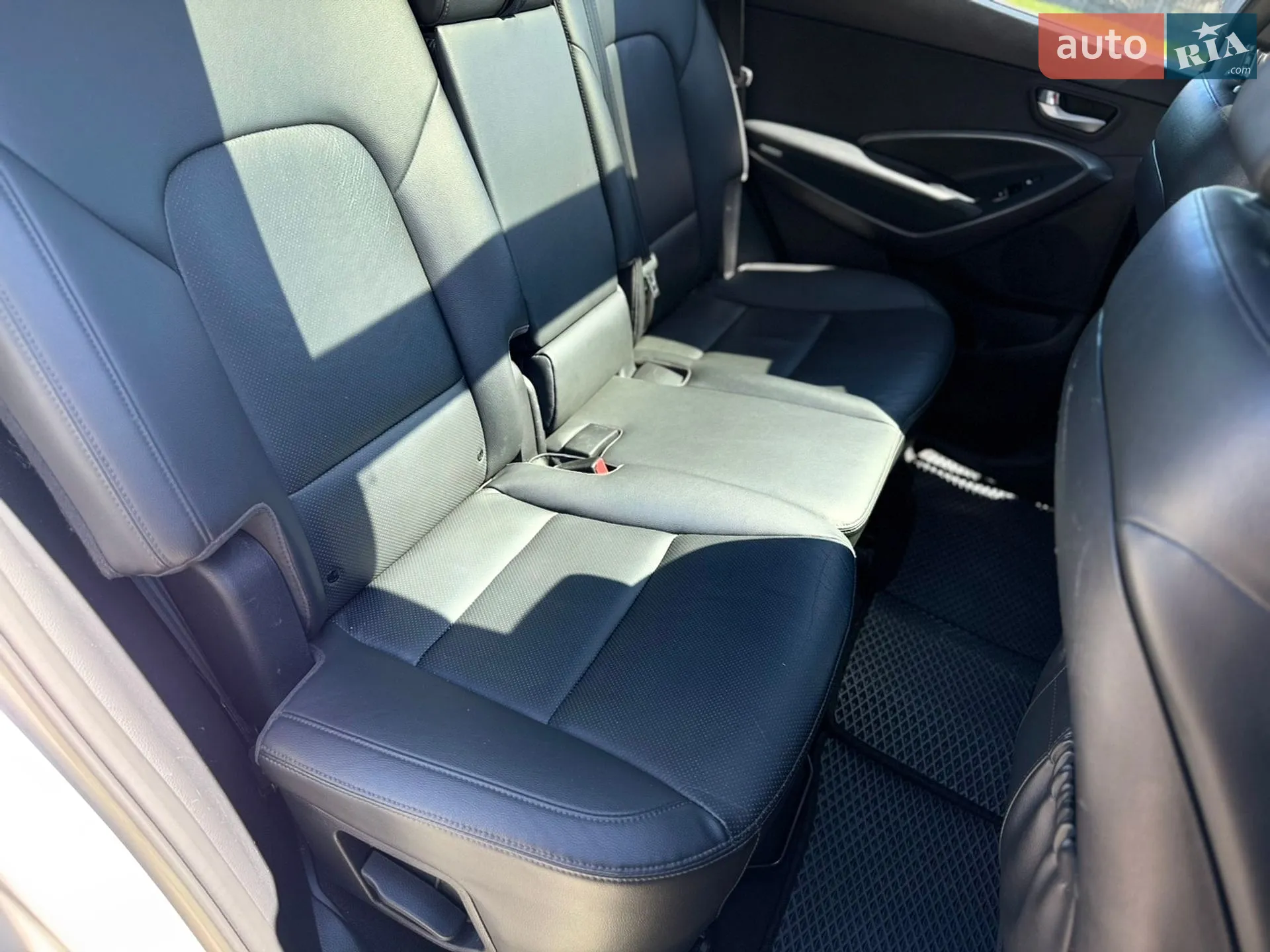 2014 Hyundai Santa Fe - мініатюра 48